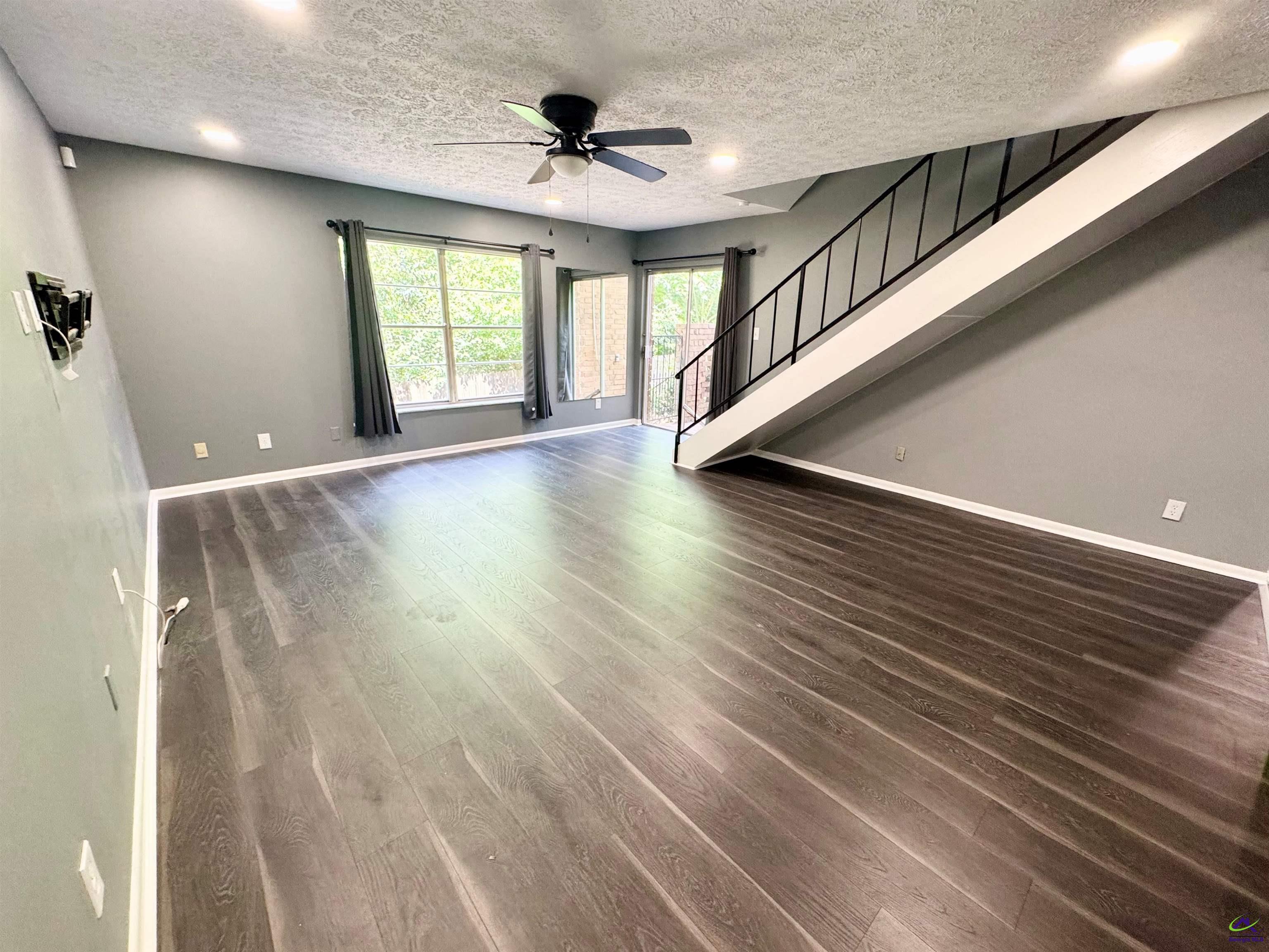 106D Westcliff Circle