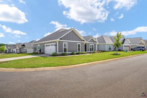 118 Sugar Creek Trl Perry GA 31069