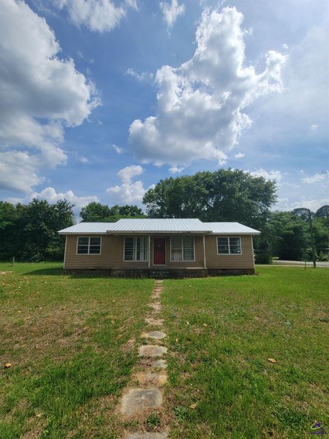 86 North Street Hawkinsville GA 31036