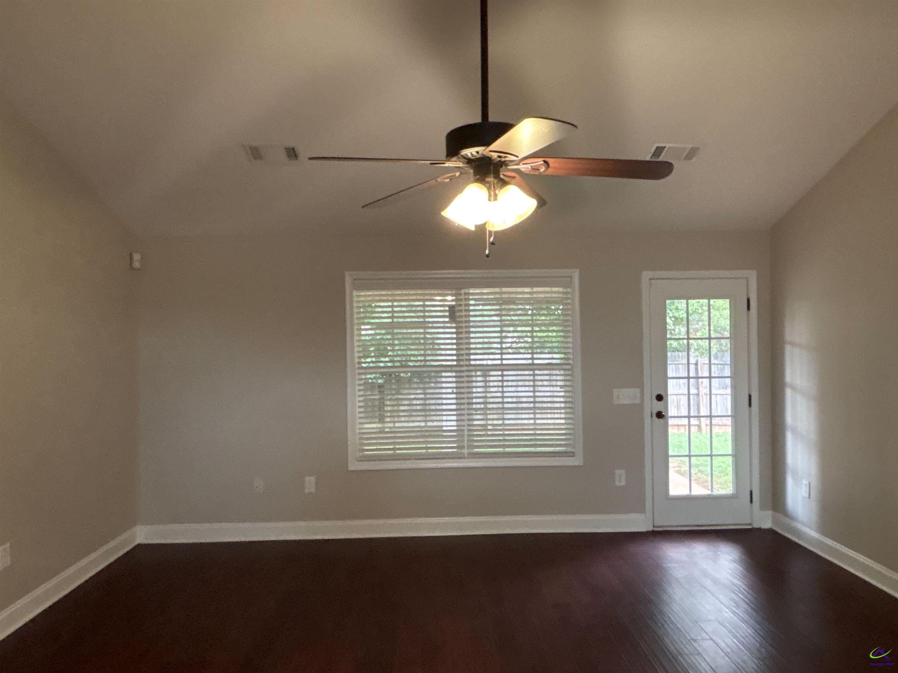 105 Selwyn Court