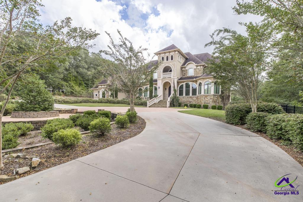 104 Trotters Court
