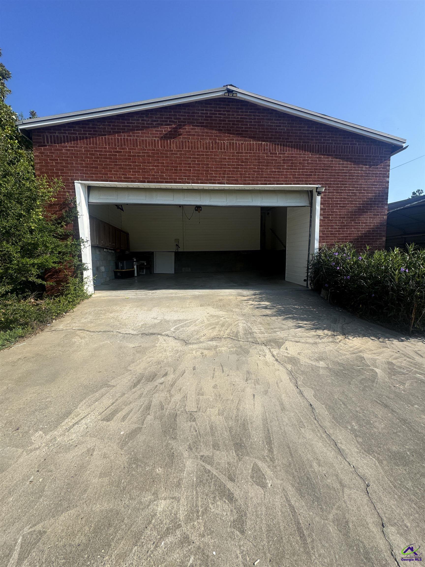 1328 Perry Highway