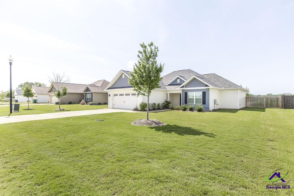 702 Daisy Drive