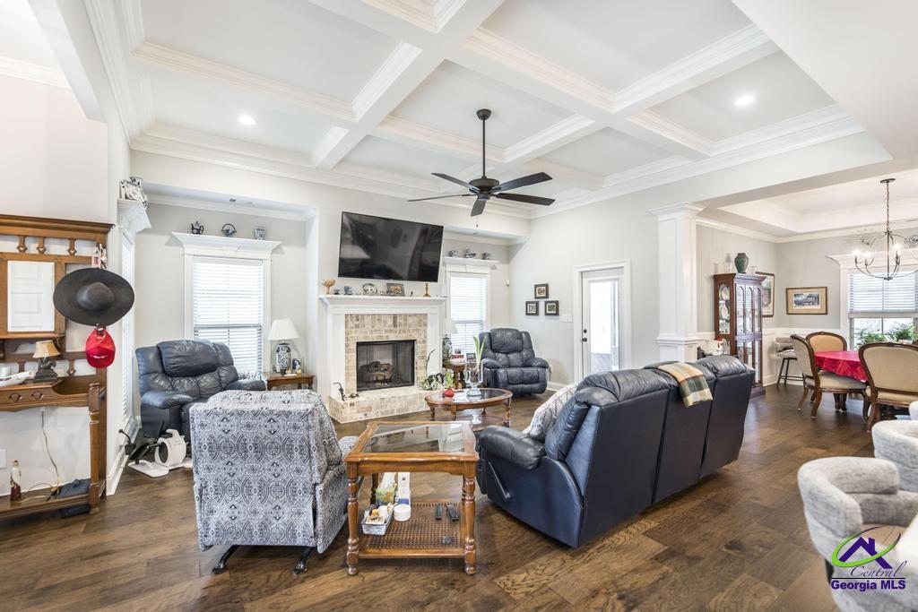 228 Landings Pointe Lane