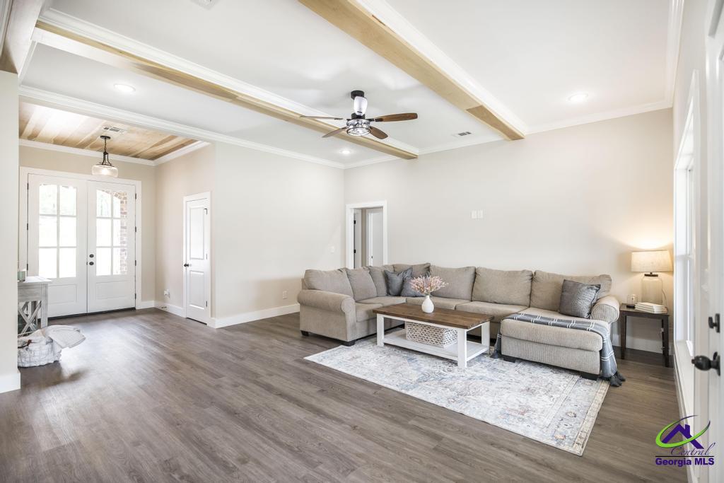 87 River Ridge Drive