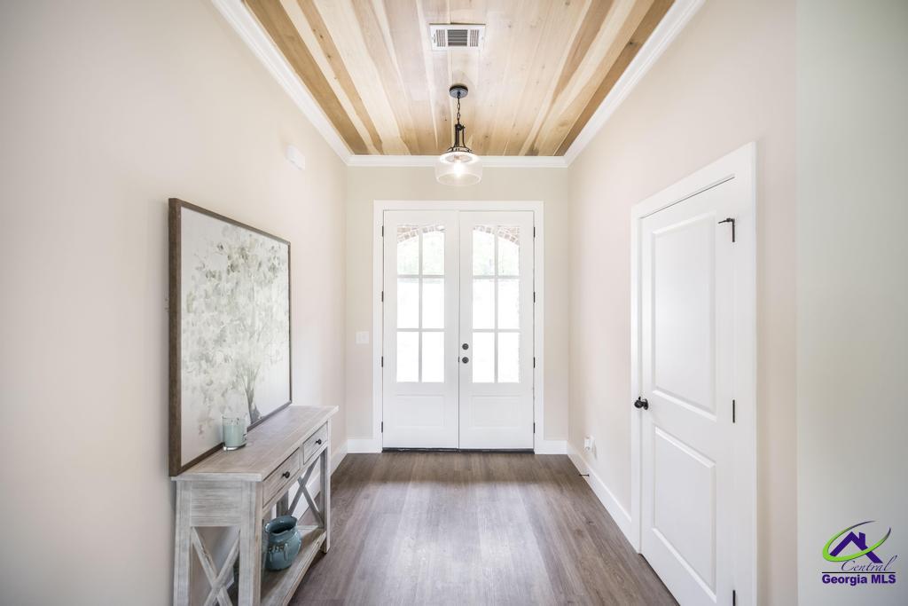 87 River Ridge Drive