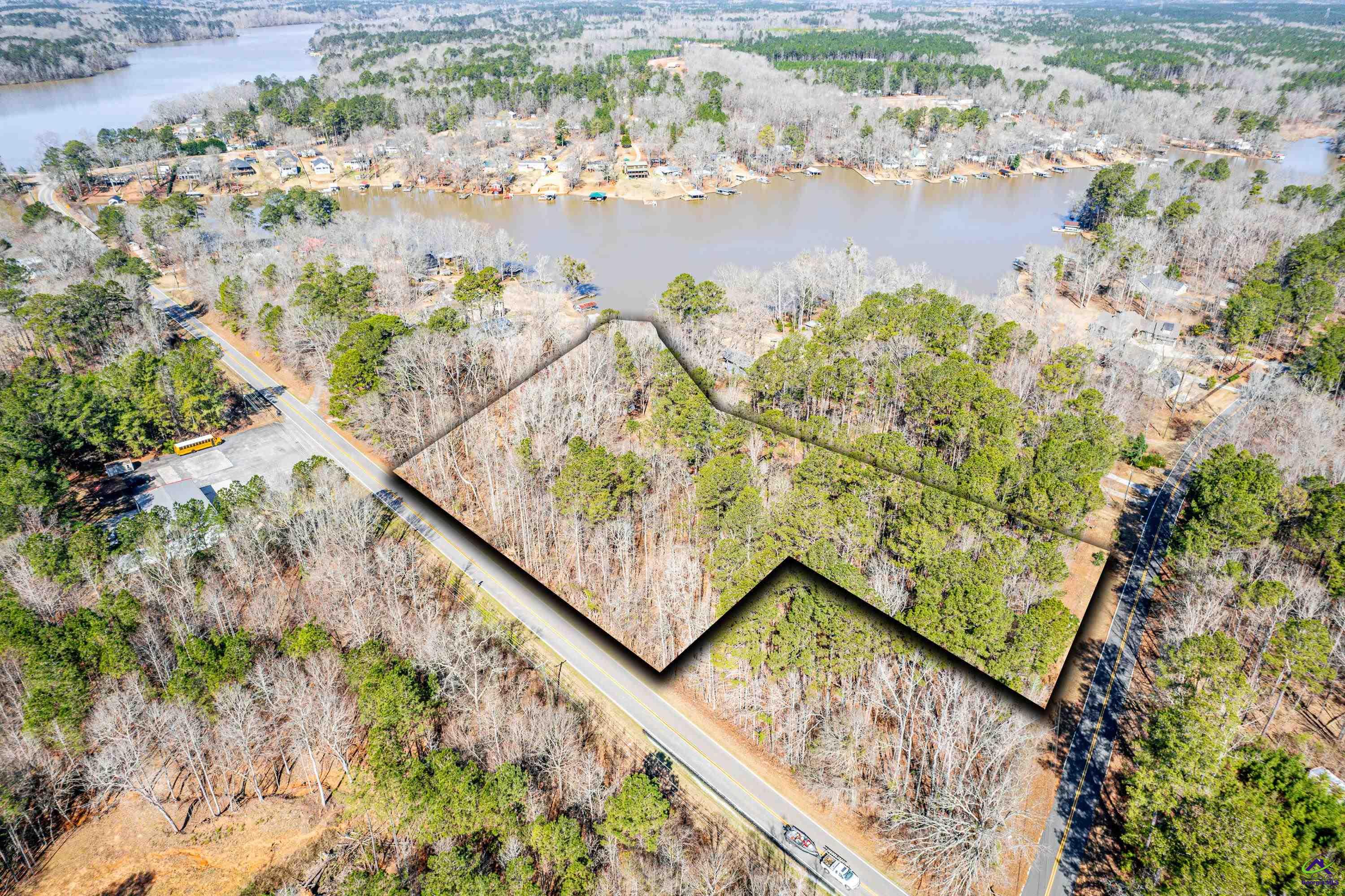 101A W Bearcreek Road