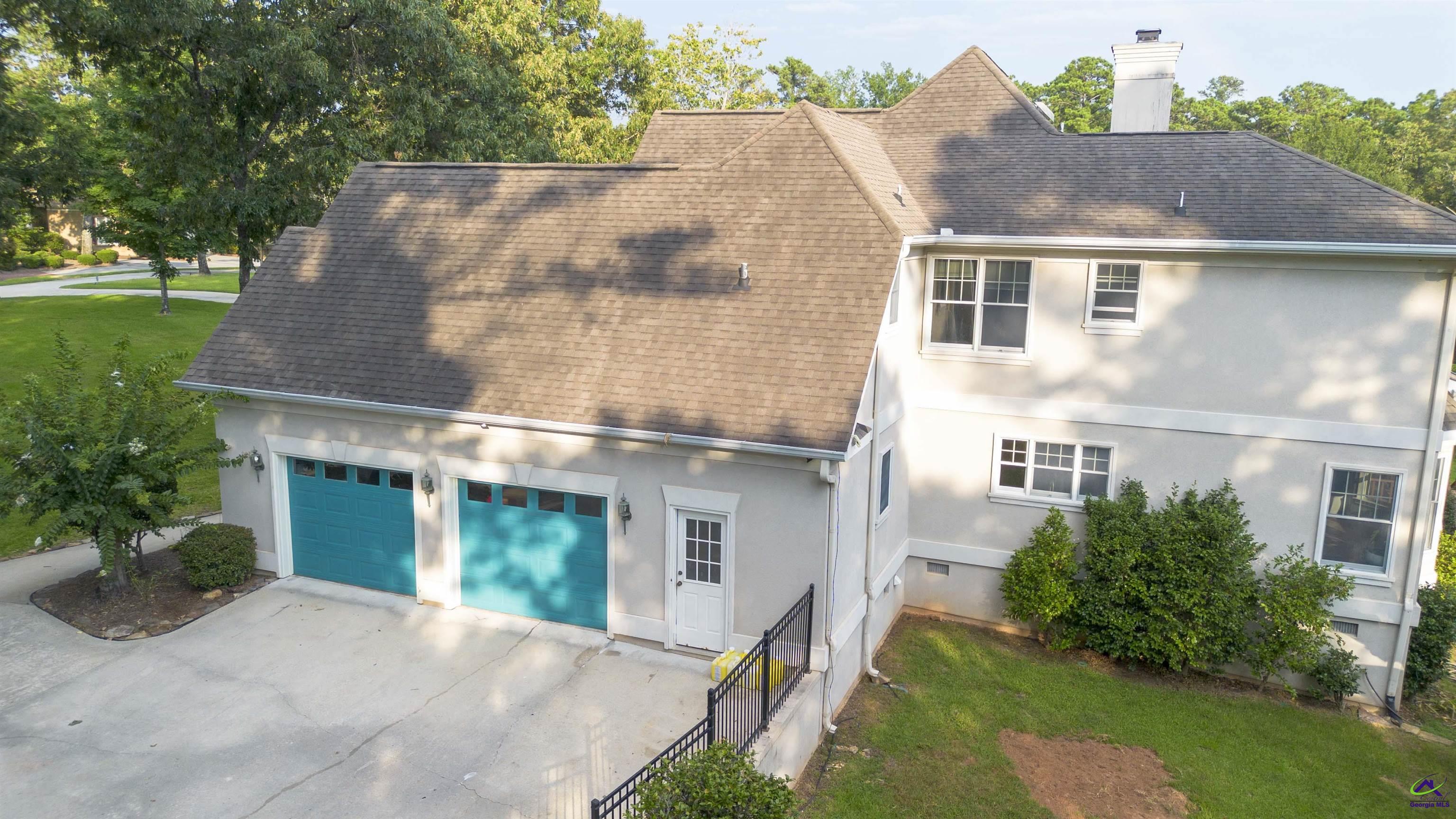 214 Westbury Court