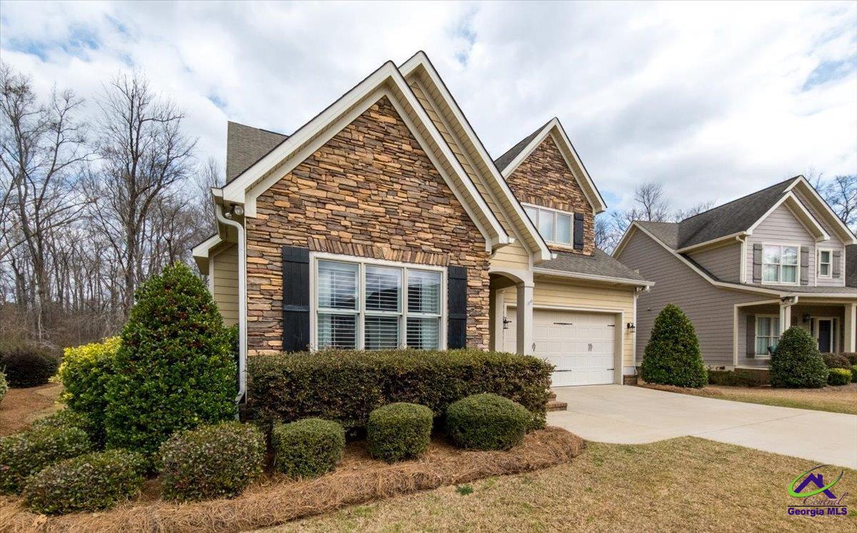 343 Carillon Lane