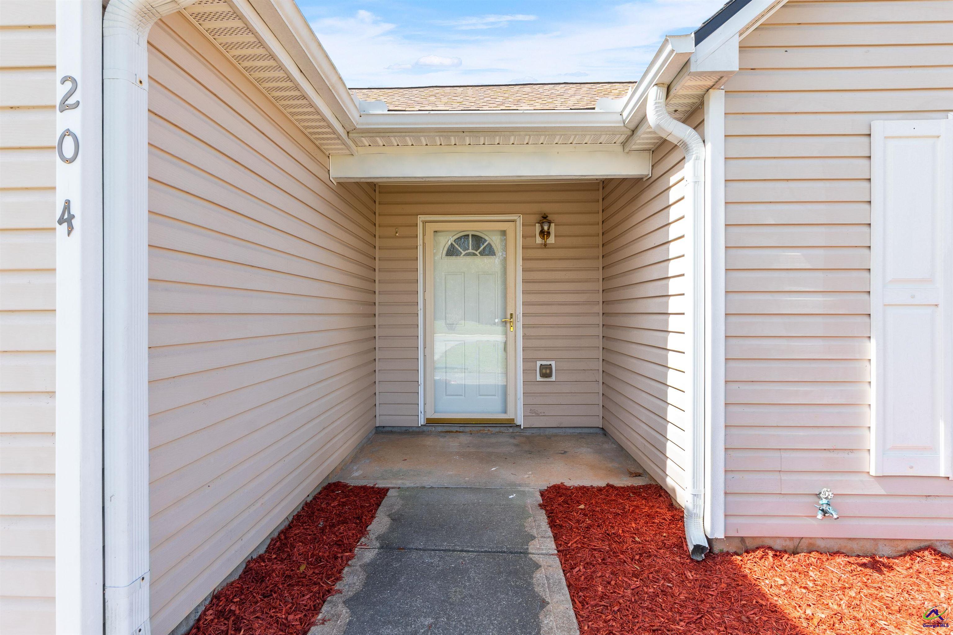 204 Apple Valley Road