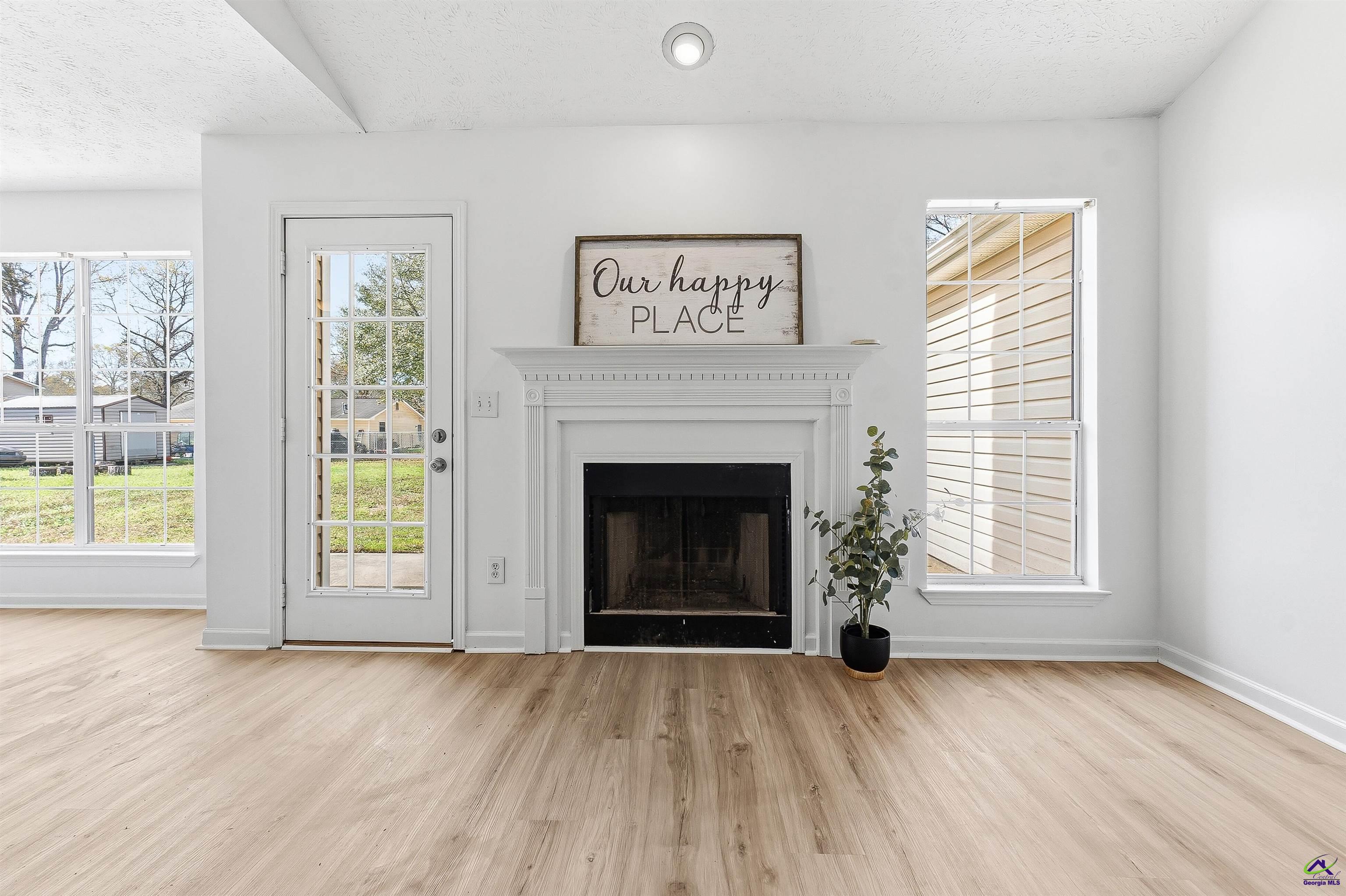 204 Apple Valley Road