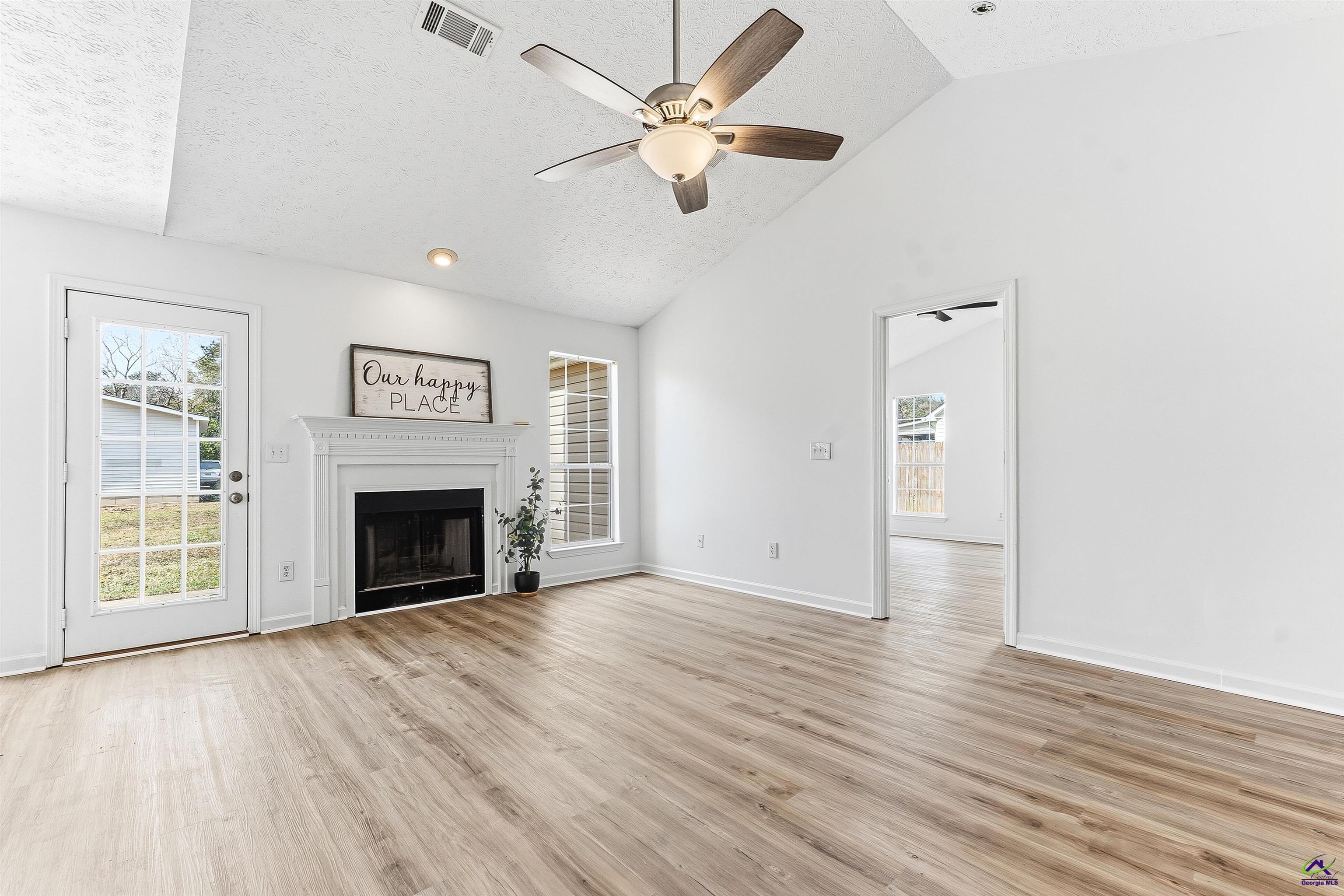 204 Apple Valley Road