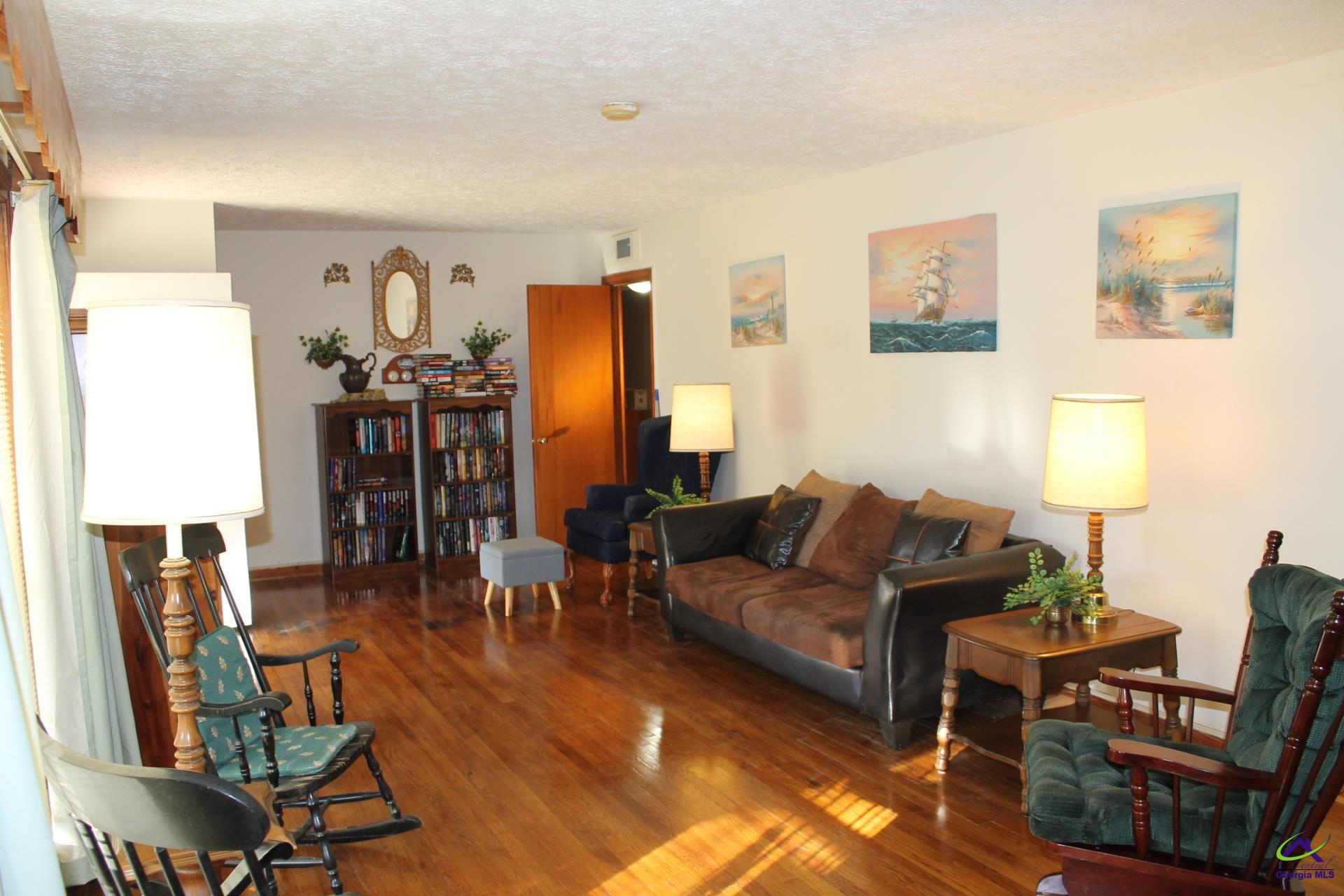 102 Dennis Drive