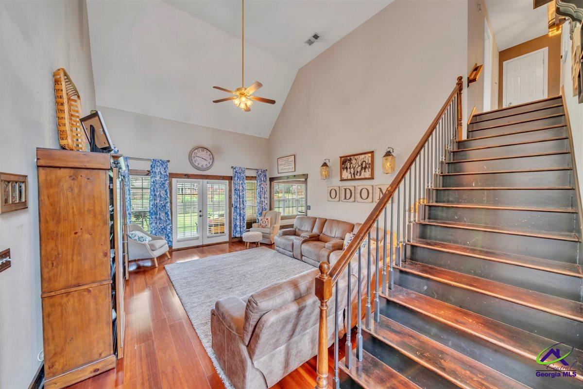 218 Knob Hill Drive