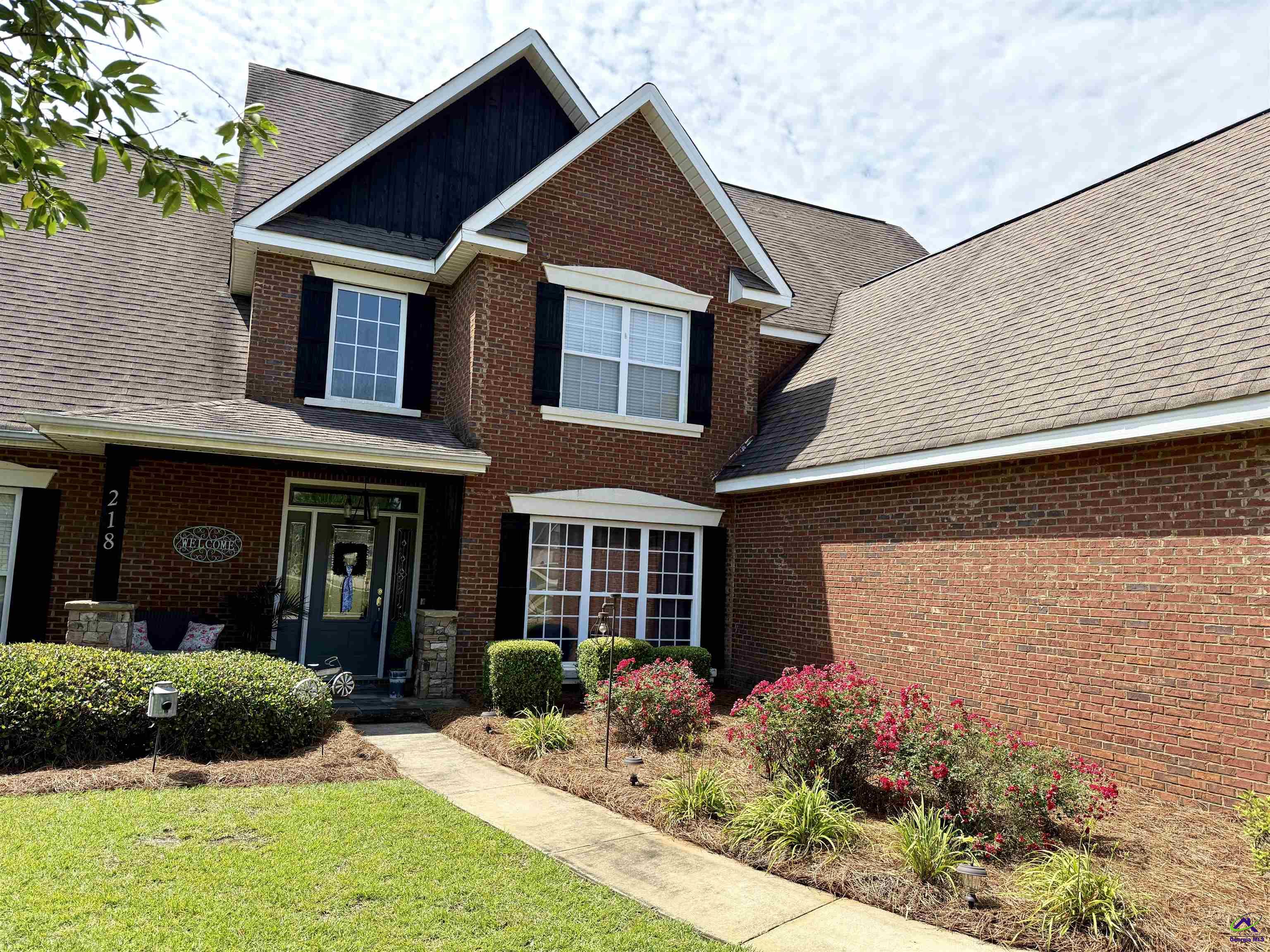 218 Knob Hill Drive