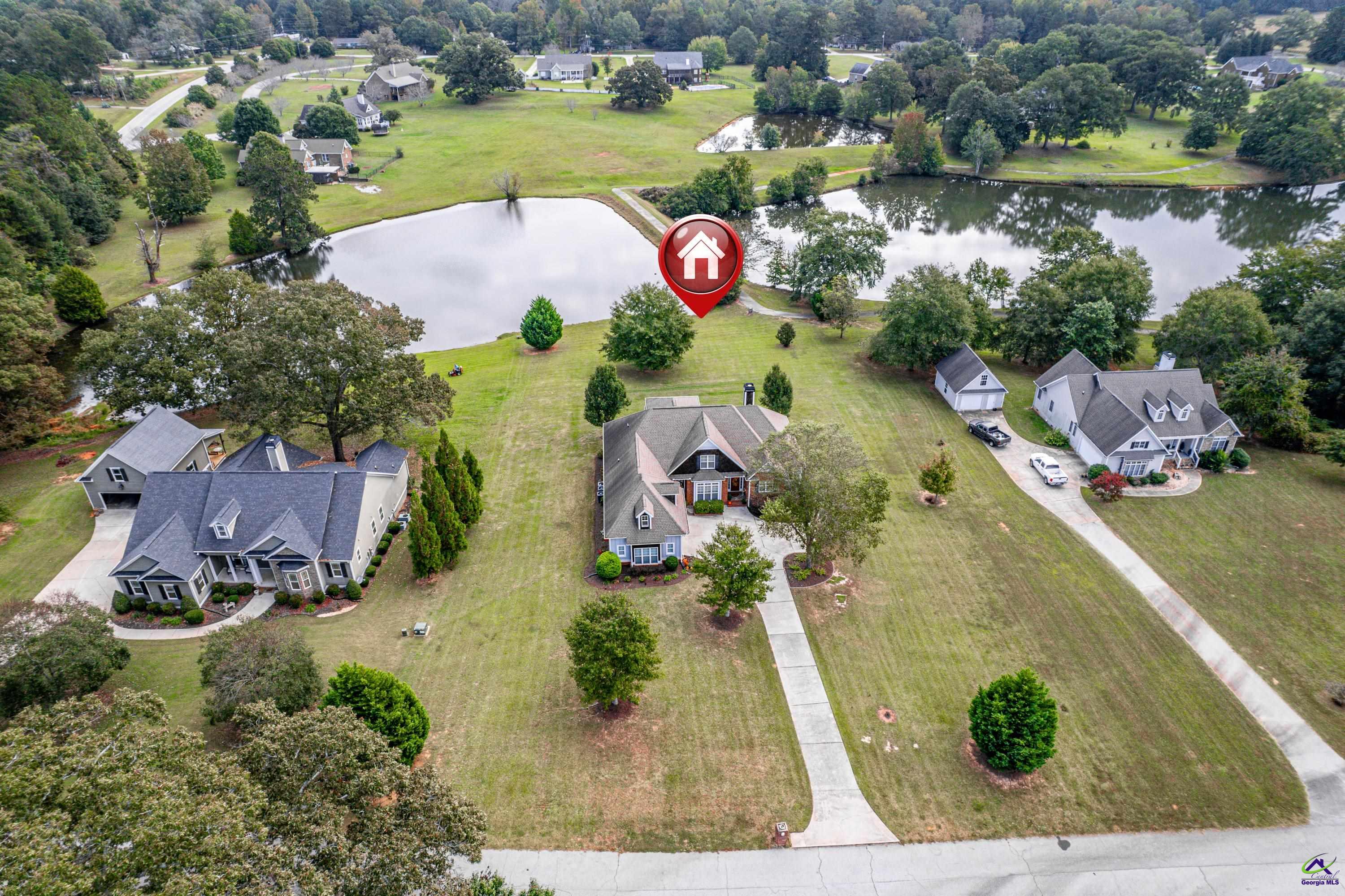 676 Lake Park North Drive