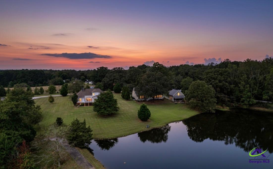 676 Lake Park North Drive