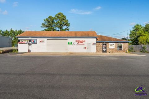 494 S HWY 247 Bonaire GA 31005