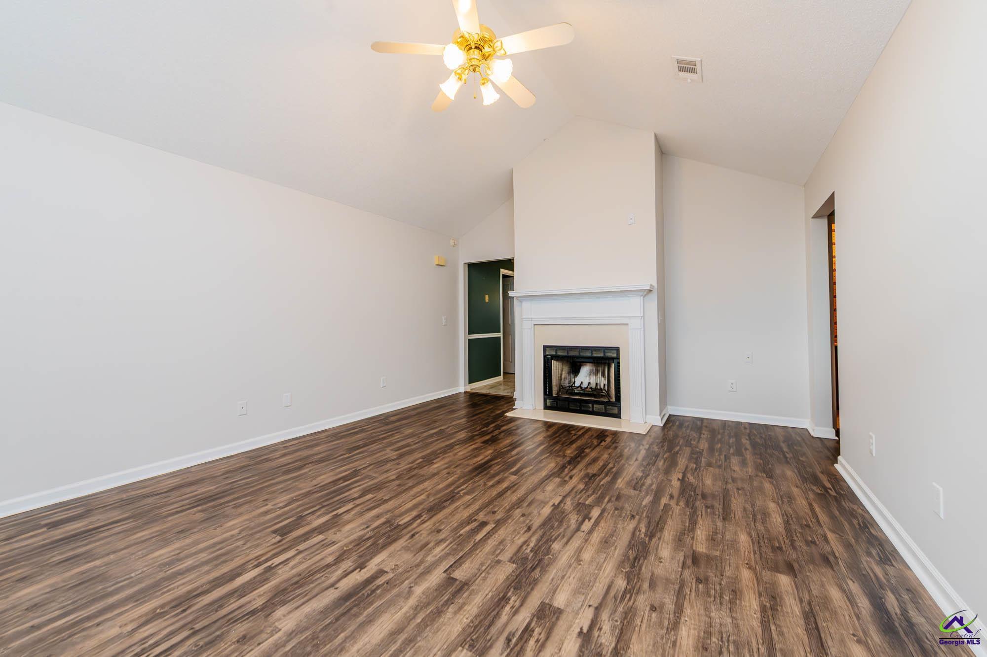 201 Eagles Landing Trail