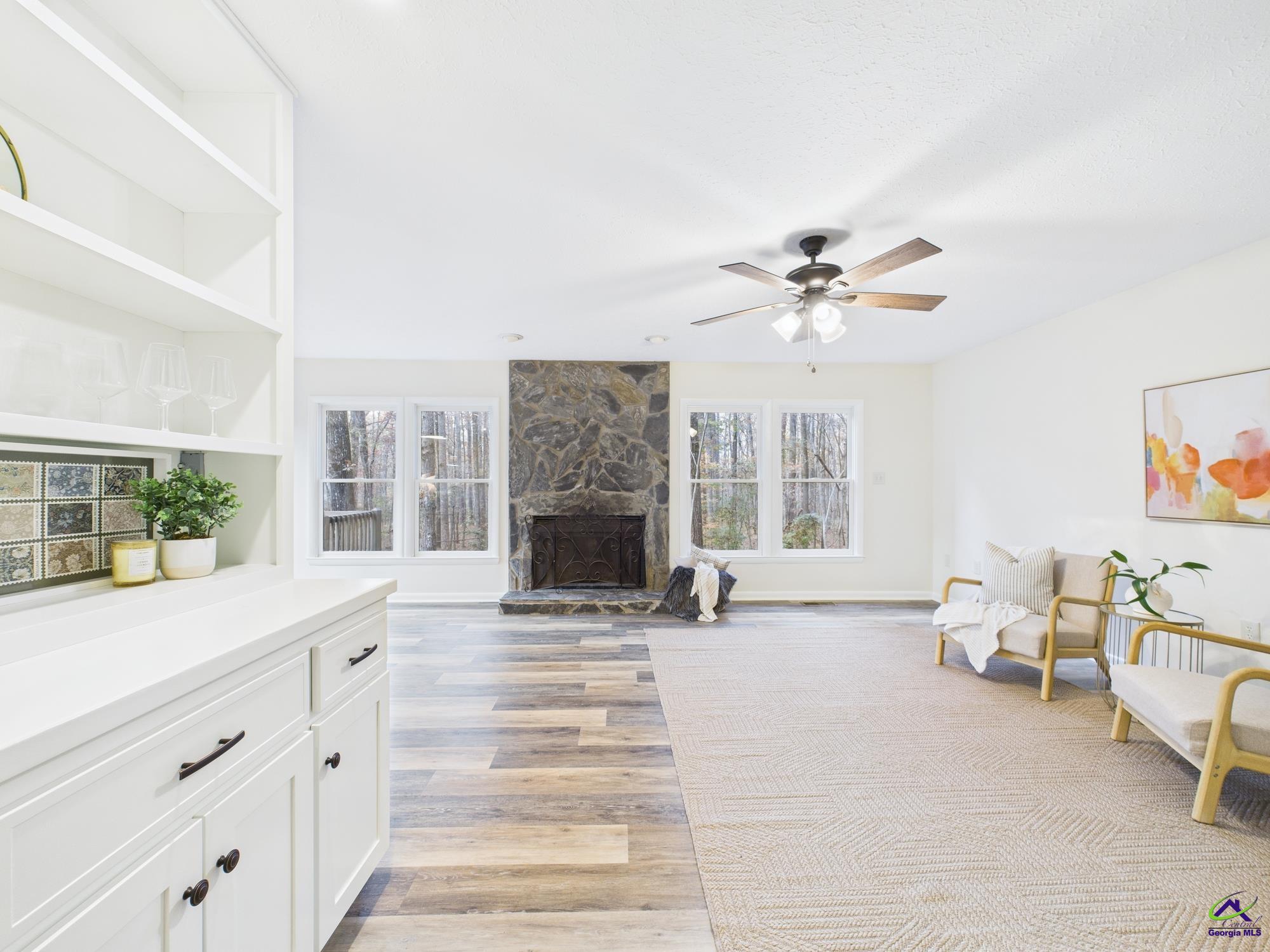 202 Hilltop Circle
