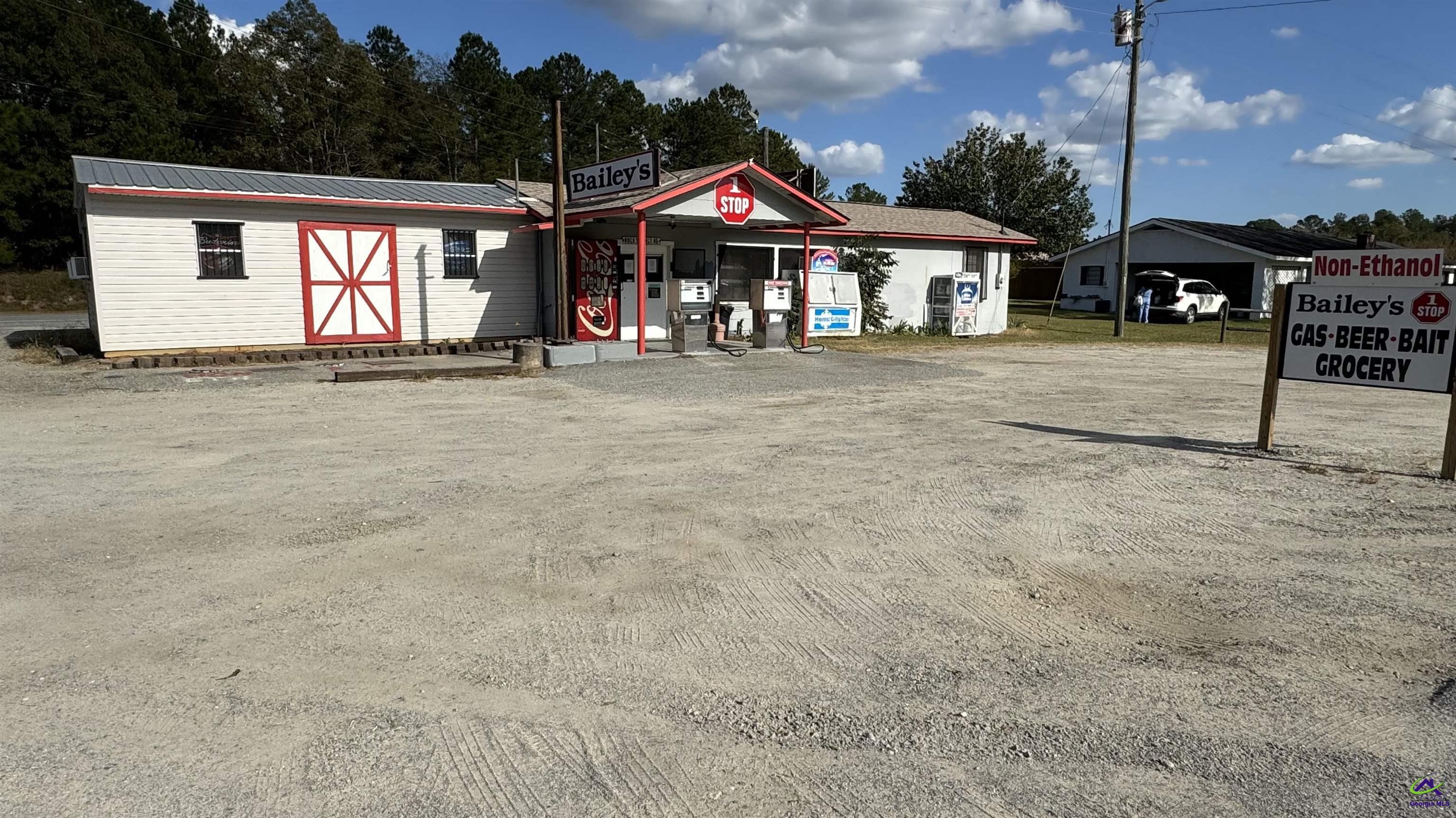 2690 S HWY 19 Highway
