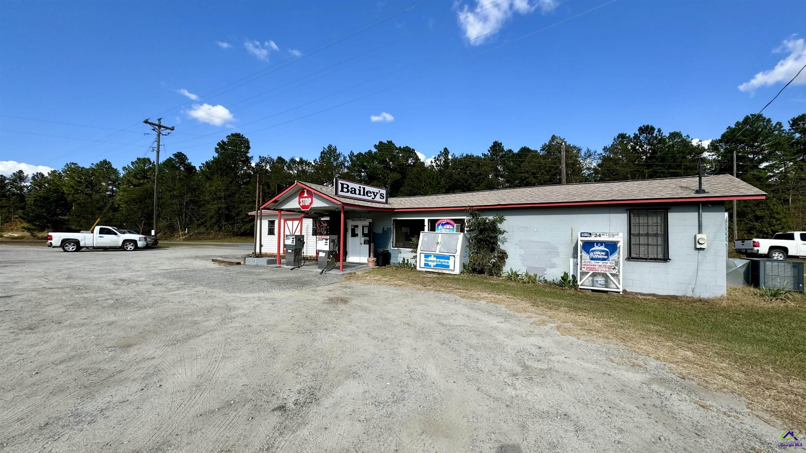 2690 S HWY 19 Highway