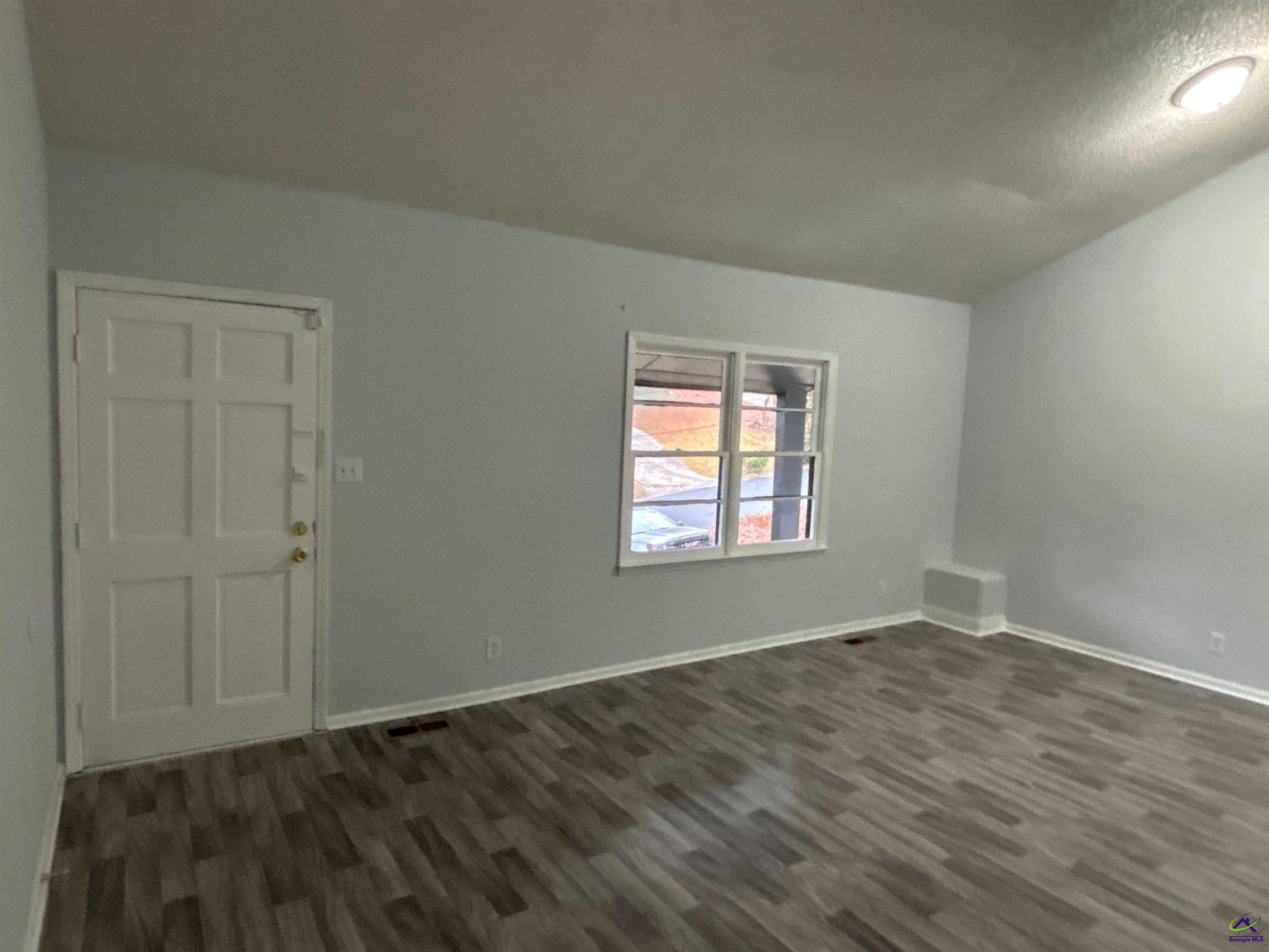 1467 New Castle Drive