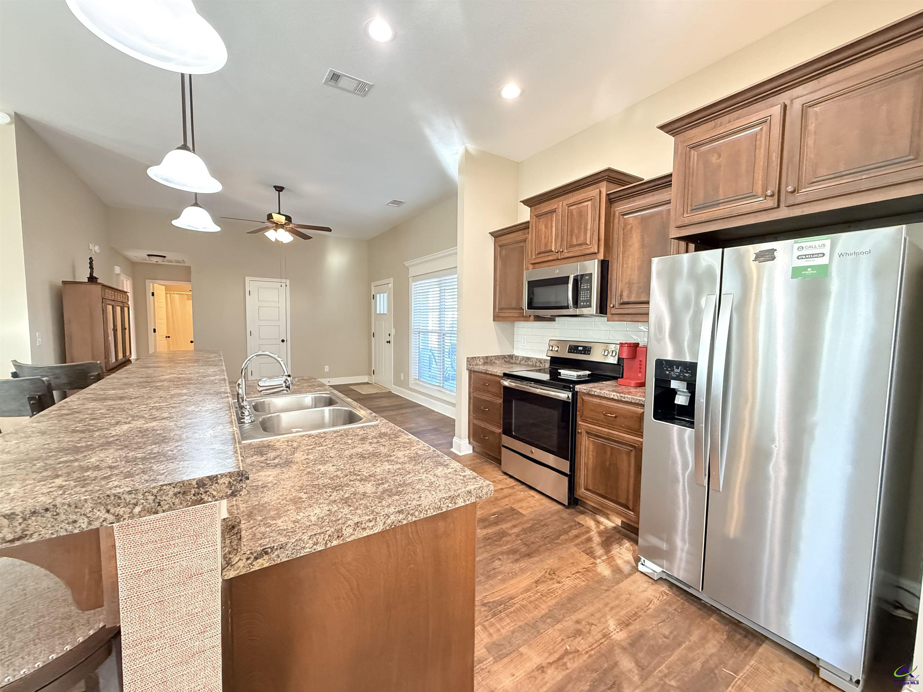 2402 Quail Ridge Lane