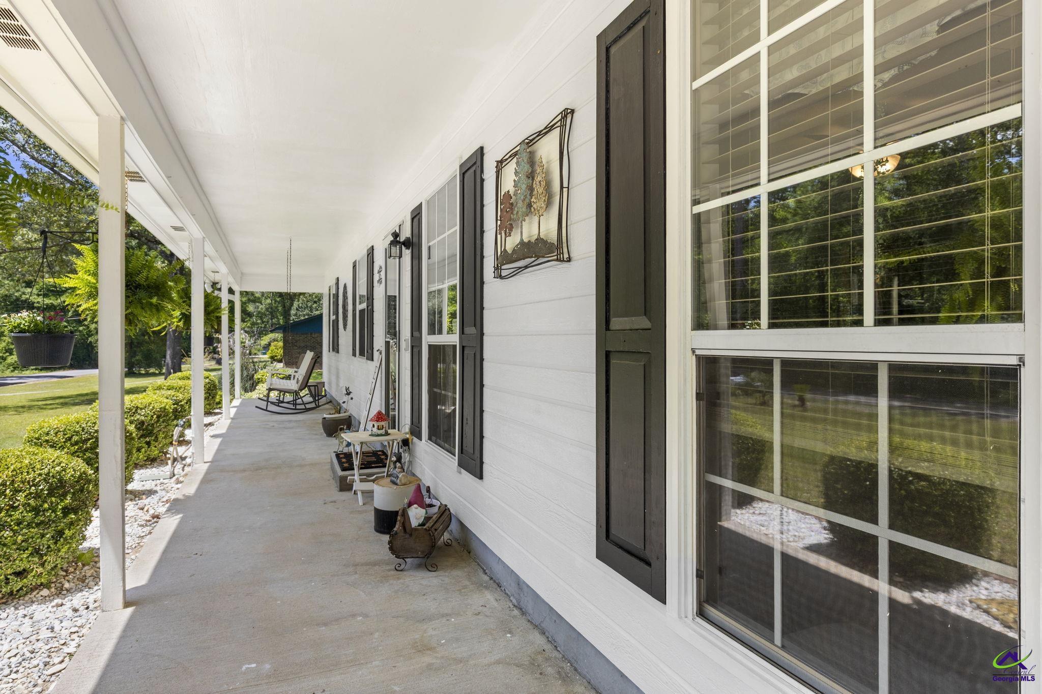 305 N Lake Drive