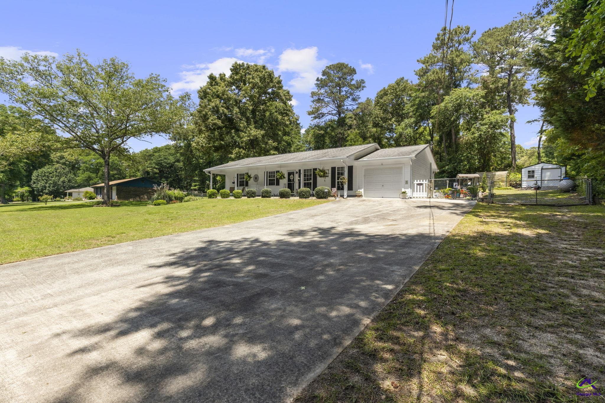 305 N Lake Drive