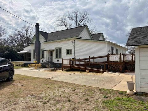 205 White Road Byron GA 31008