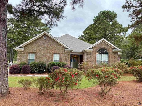 303 Idle Pines Drive Perry GA 31069
