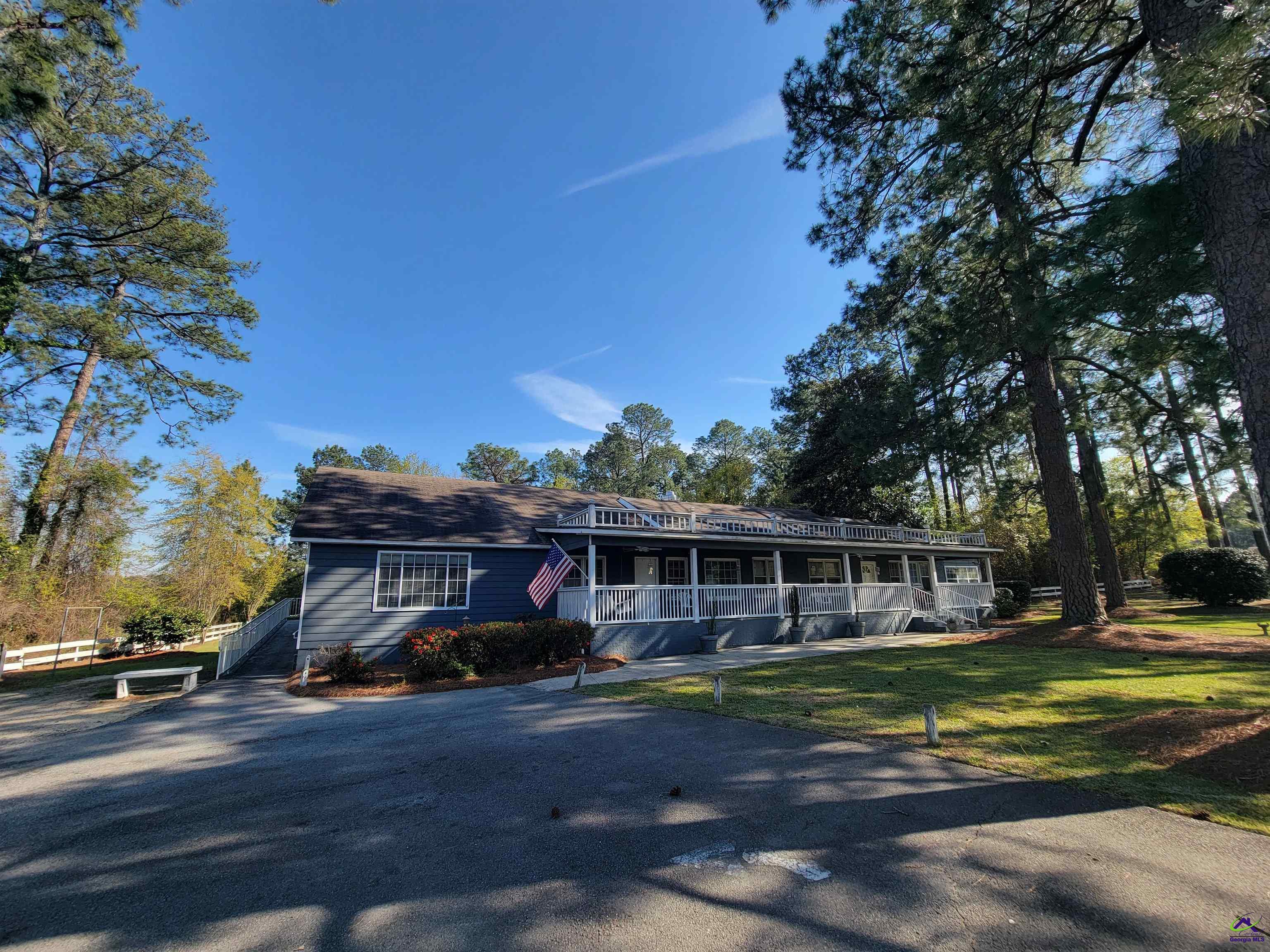 568 E GA 26 Highway