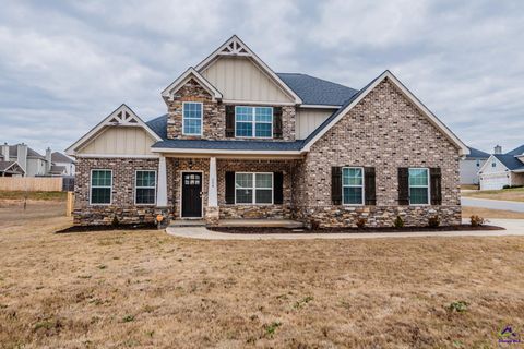 204 Amberley Court Kathleen GA 31047