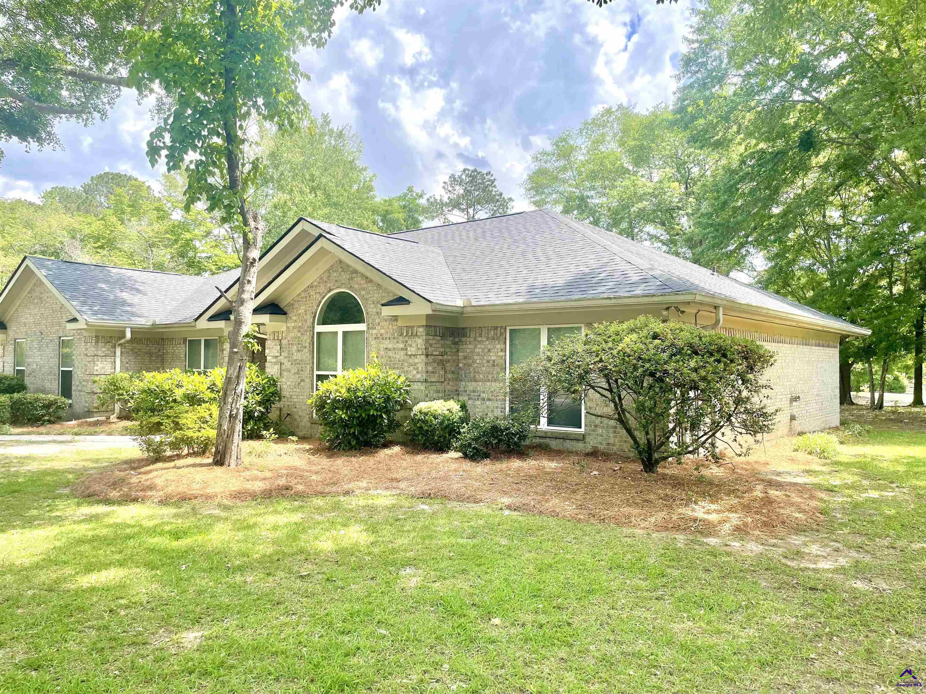 118 Falcon Crest
