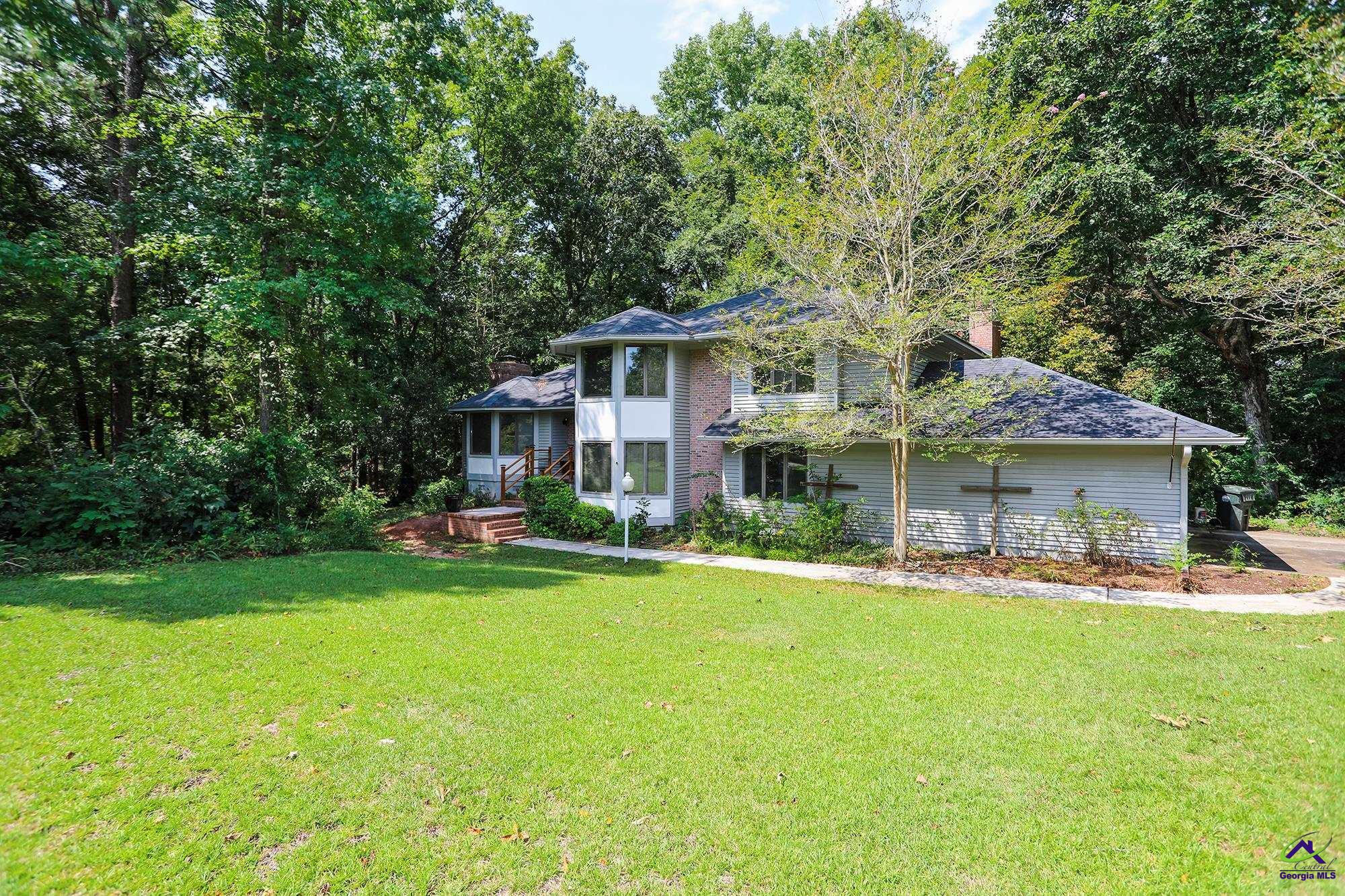 293 Northwoods Drive