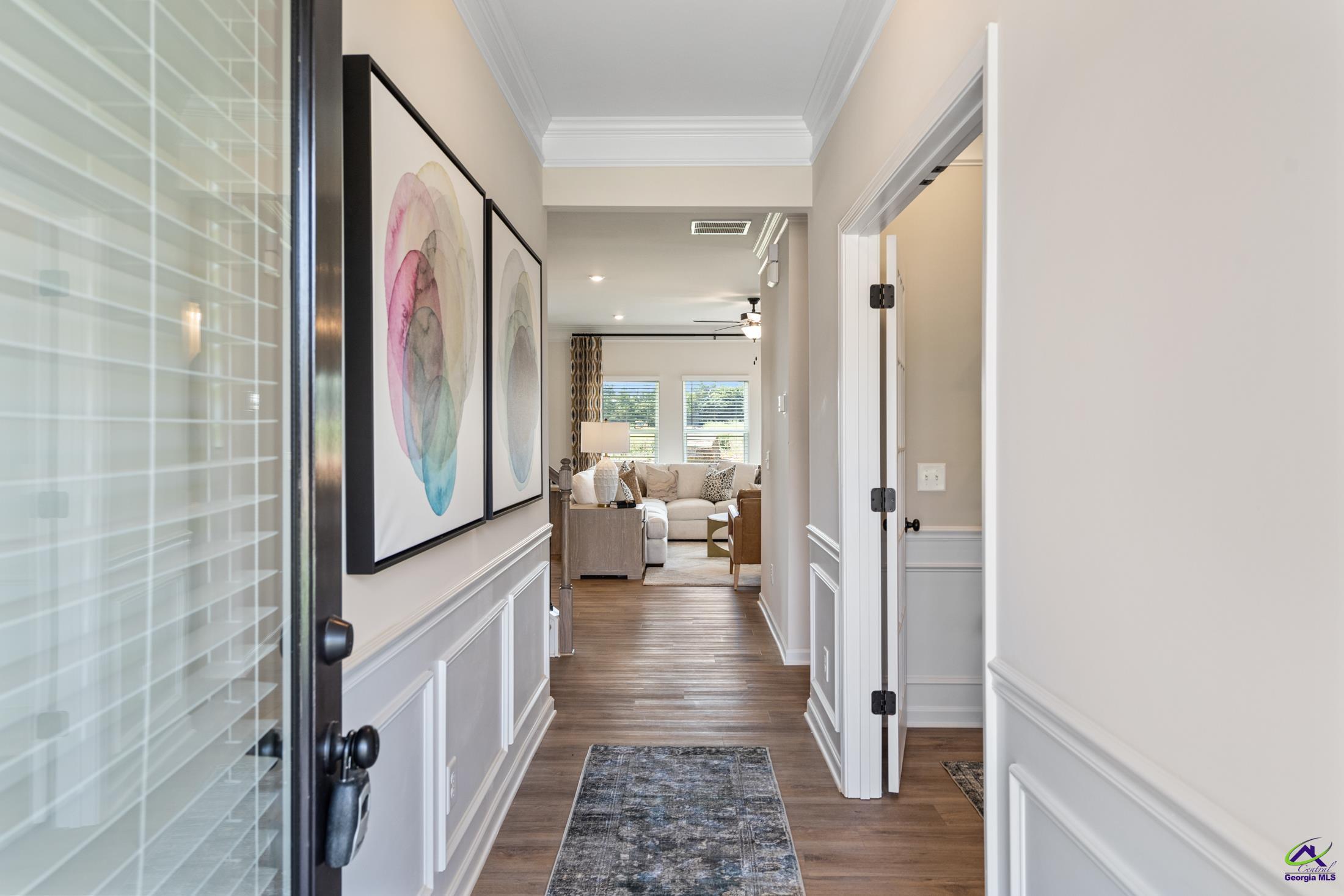 302 Shantz Way