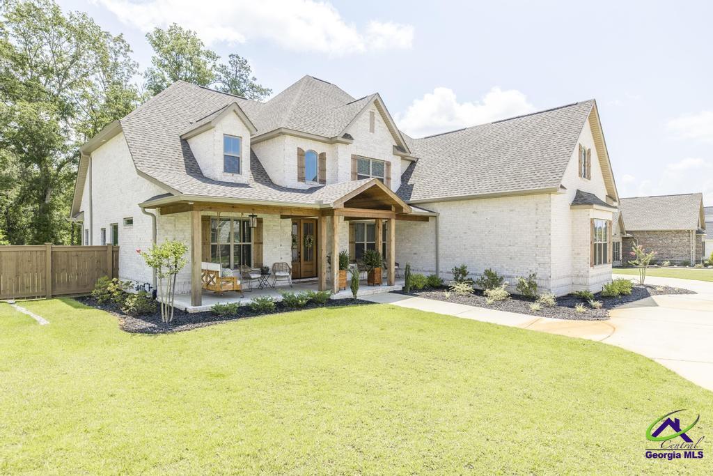 221 Bristleleaf Path