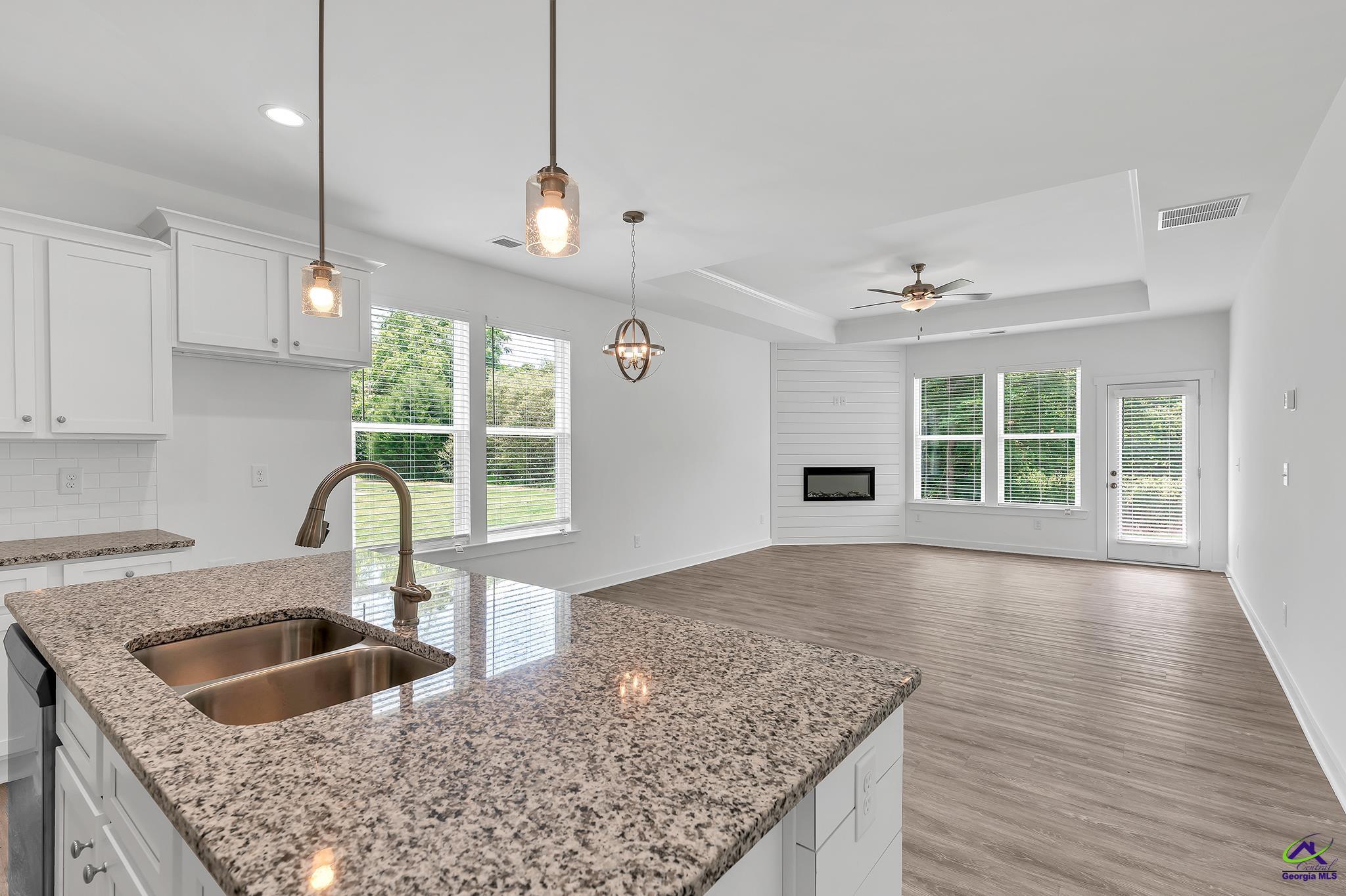 104 Breakwater Way