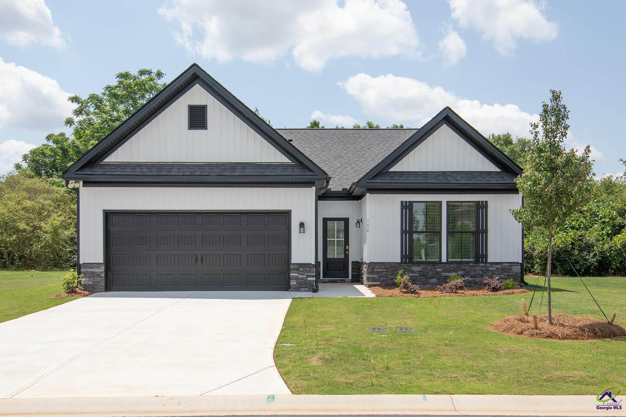 104 Breakwater Way