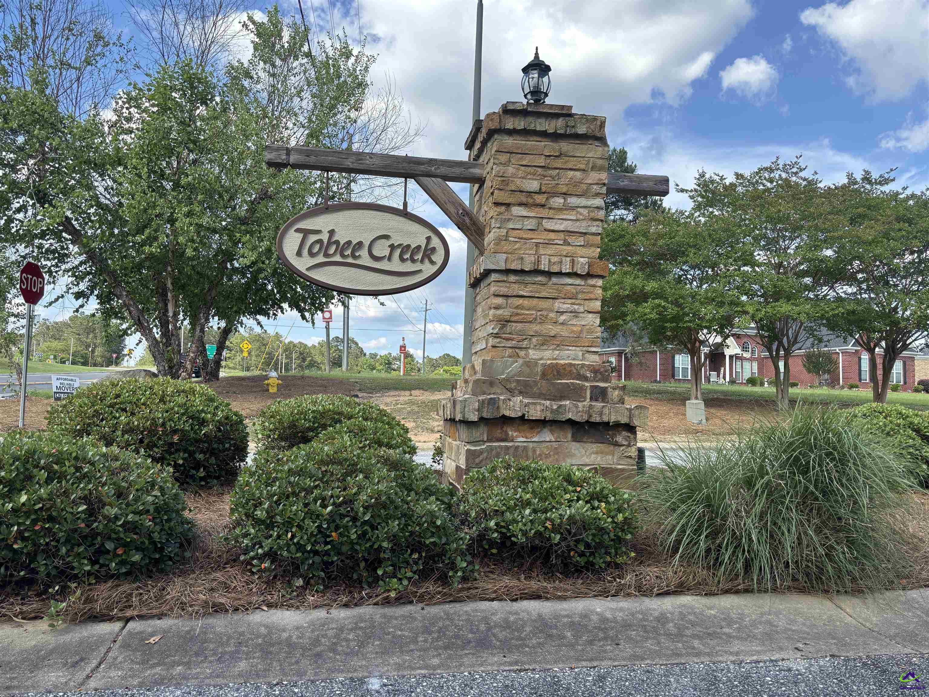 317 Willow Cove