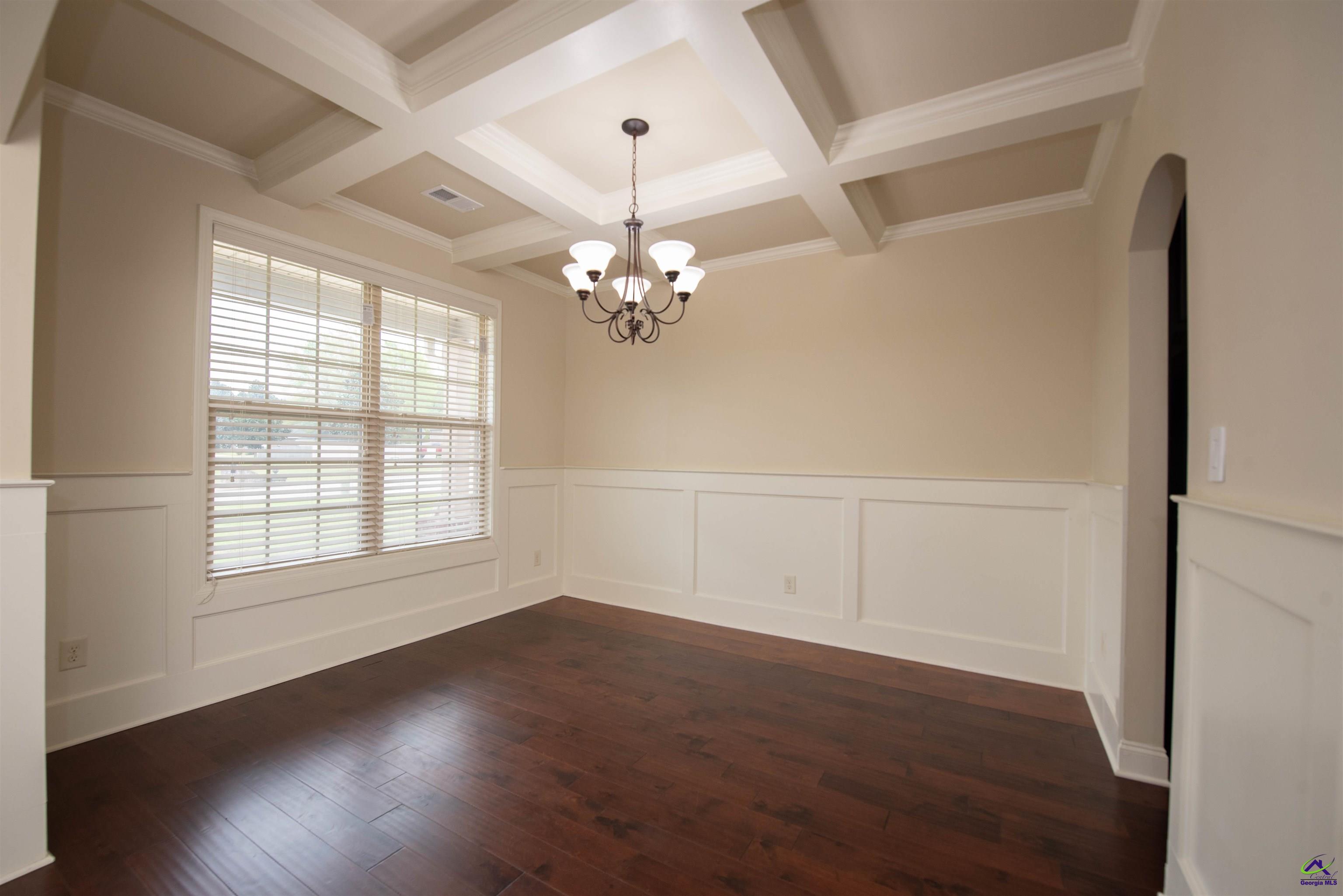 302 Morgan Ranch Circle