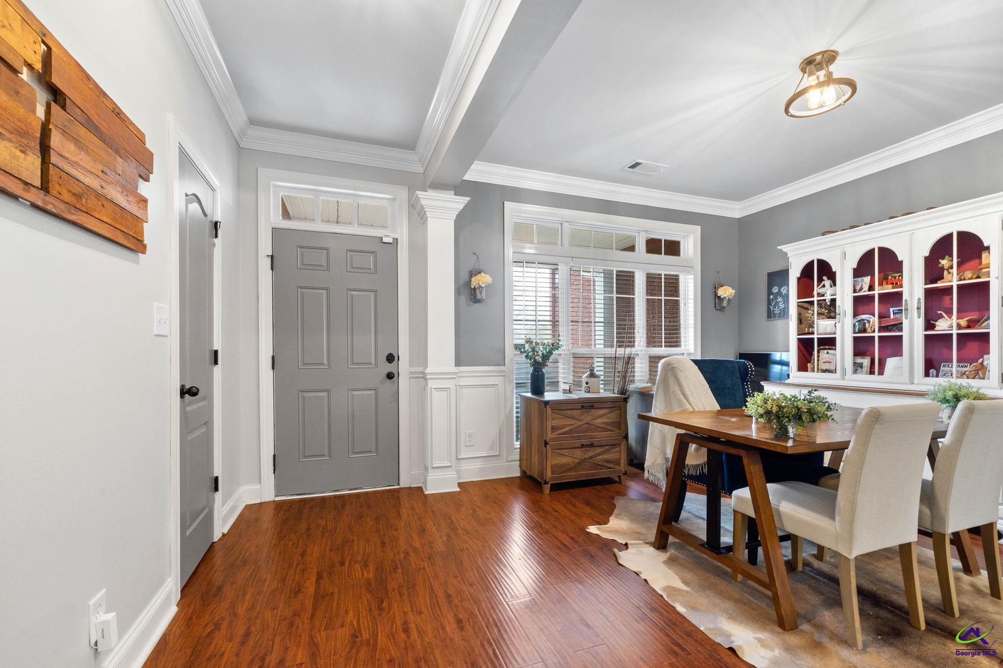 412 Arlington Falls Court