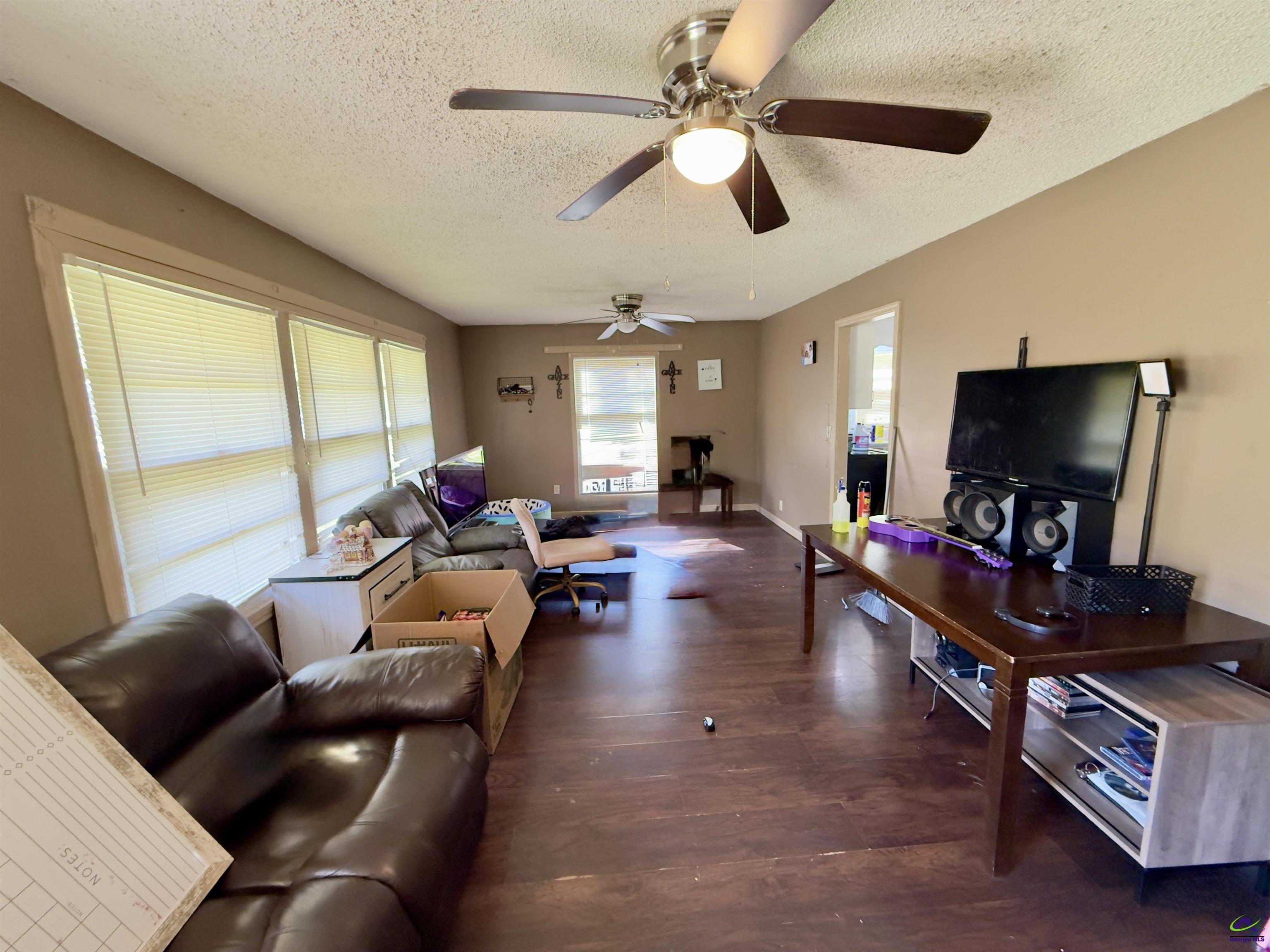 2541 Huntington Drive