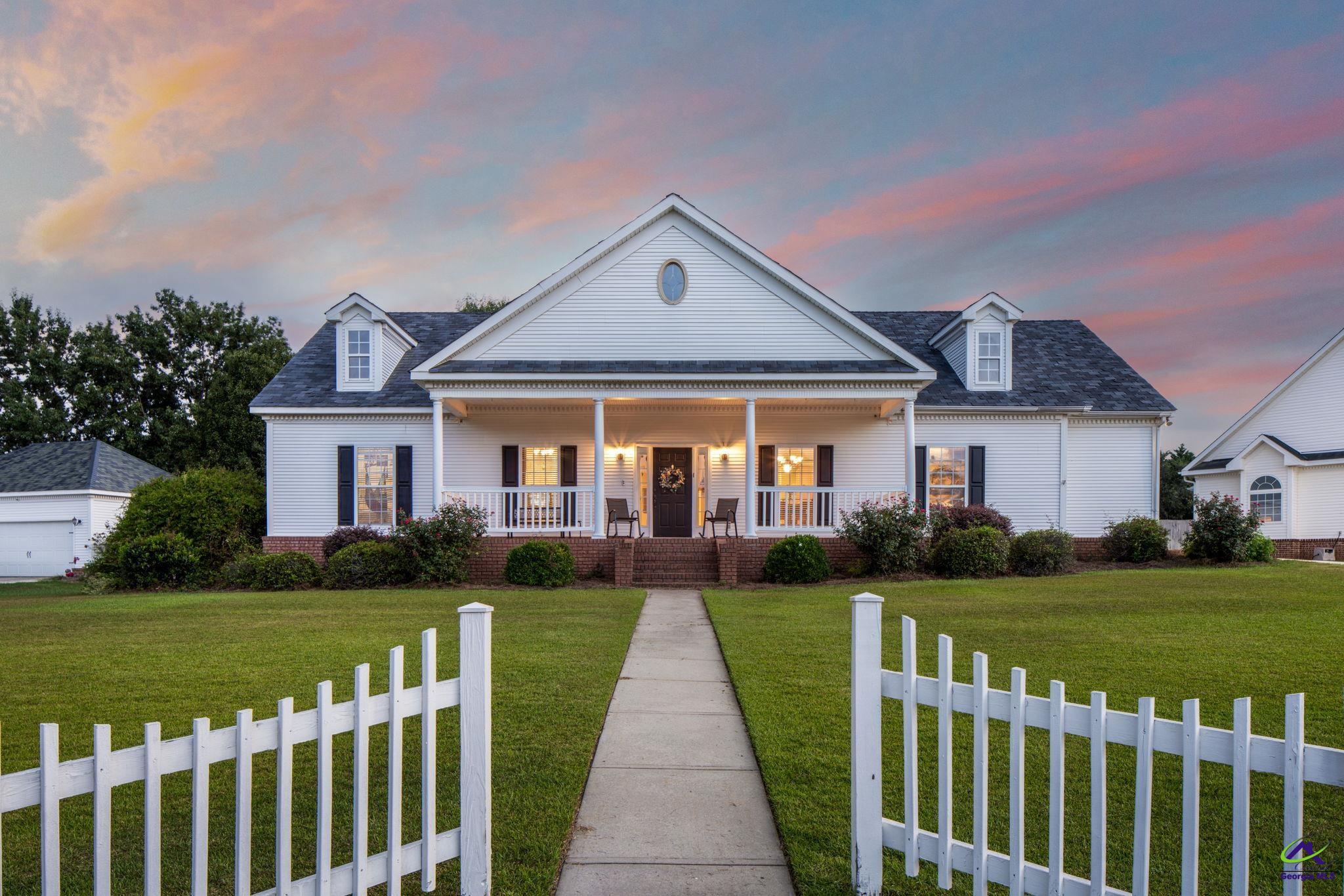 210 Silk Tree Trace