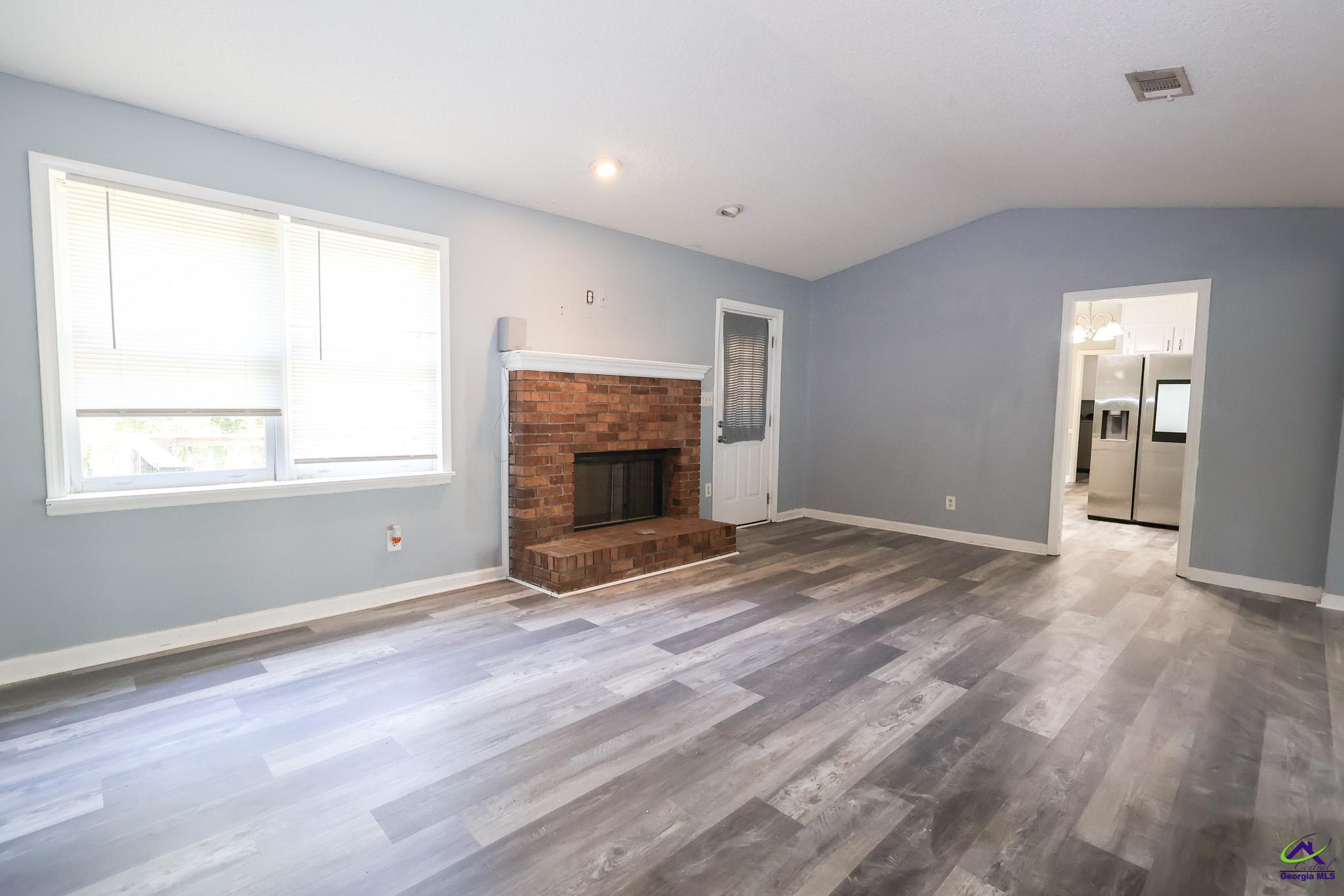 410 Lake Front Drive