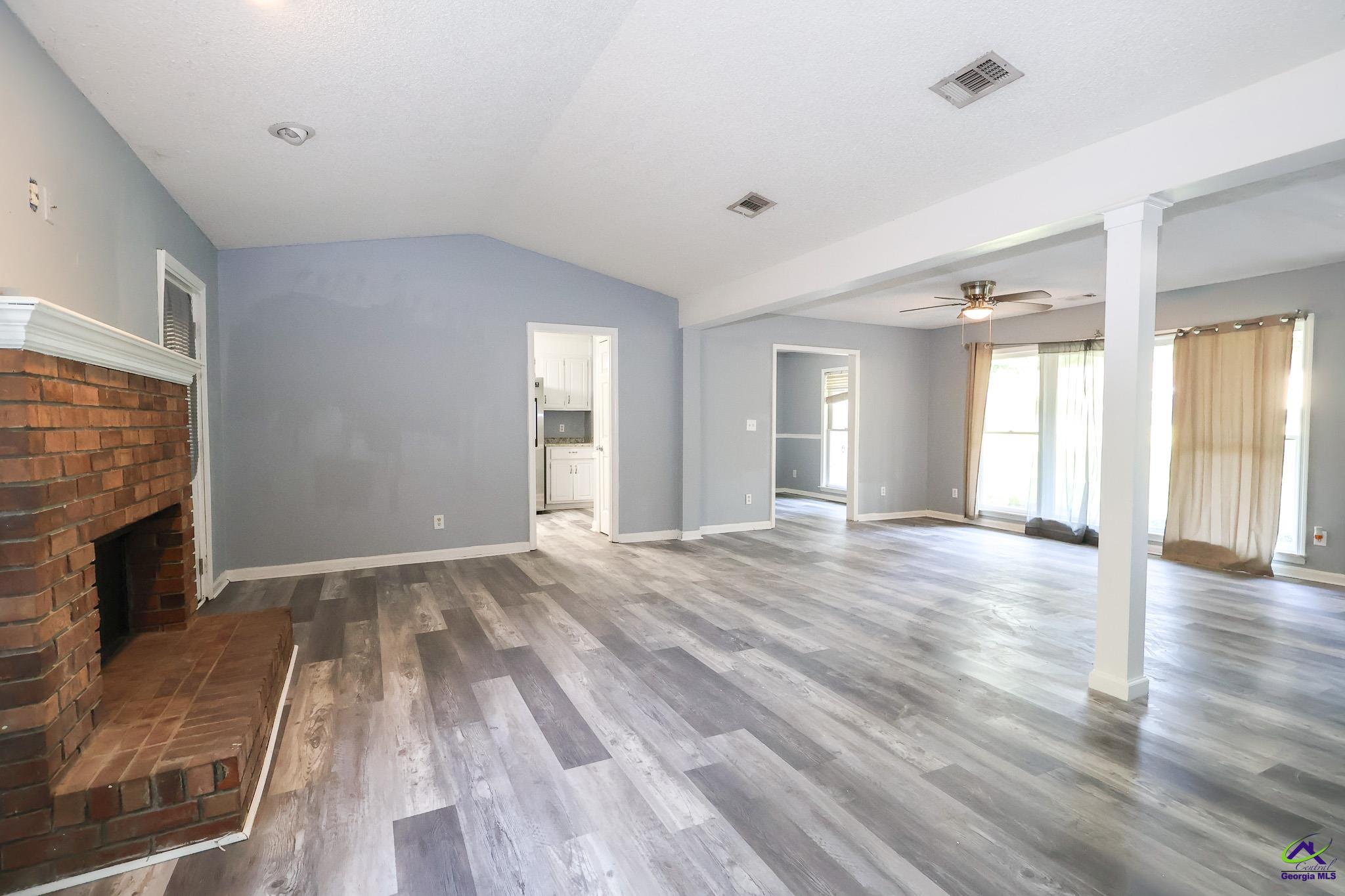 410 Lake Front Drive