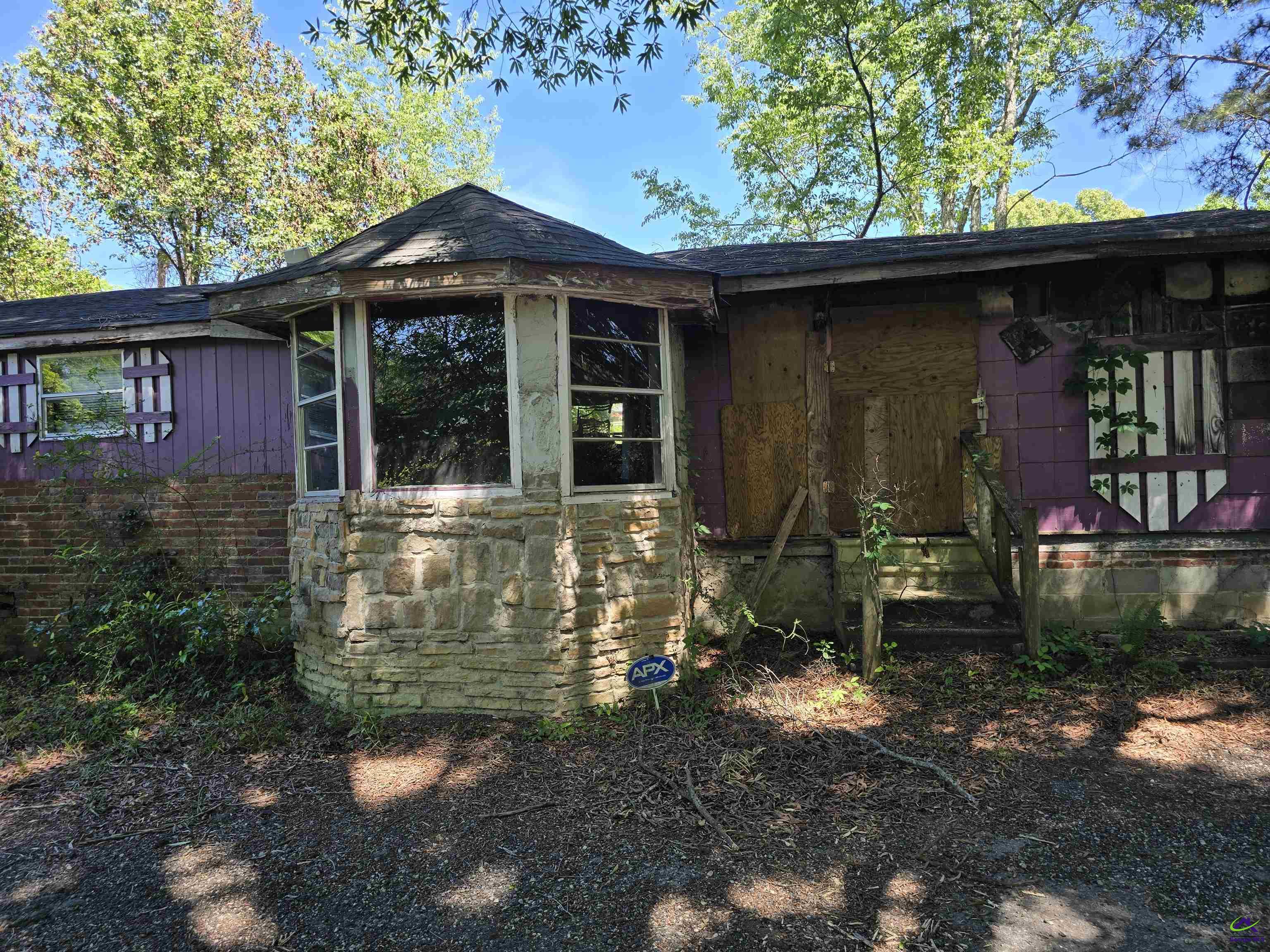 17 Sunset Circle