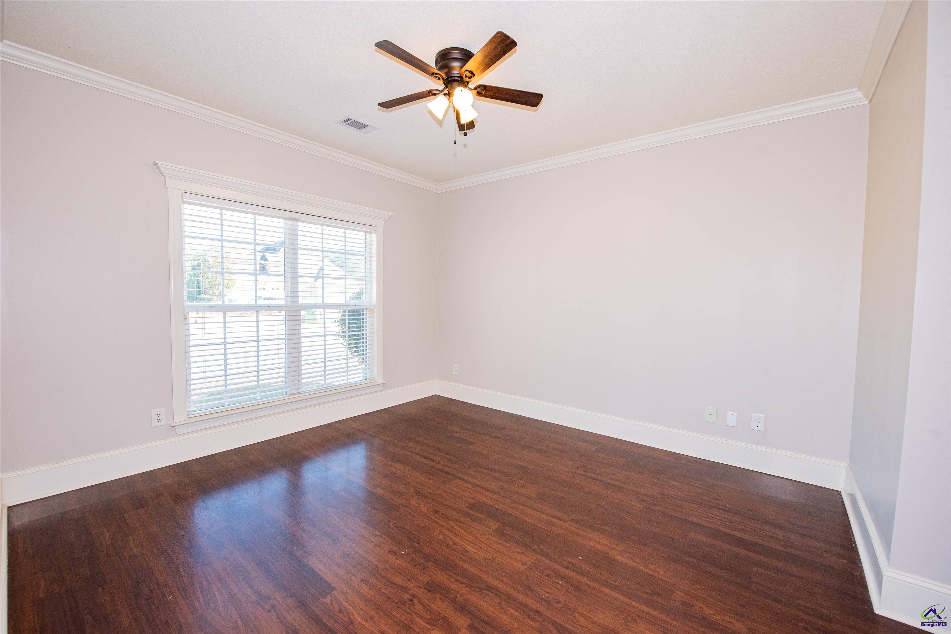 215 Highland Park Drive