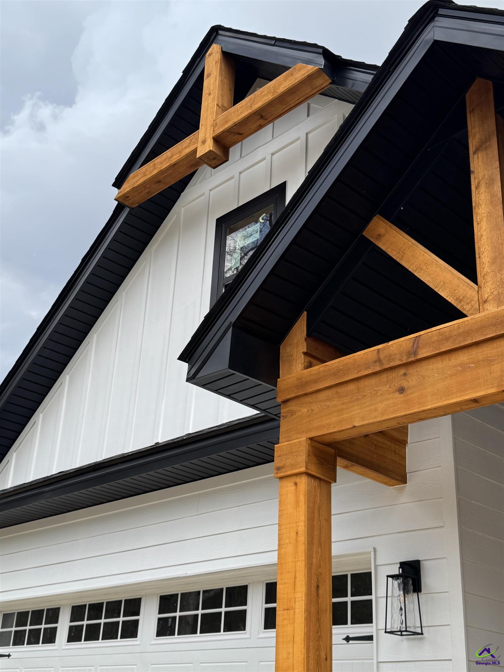 112 Friar Tuck Avenue